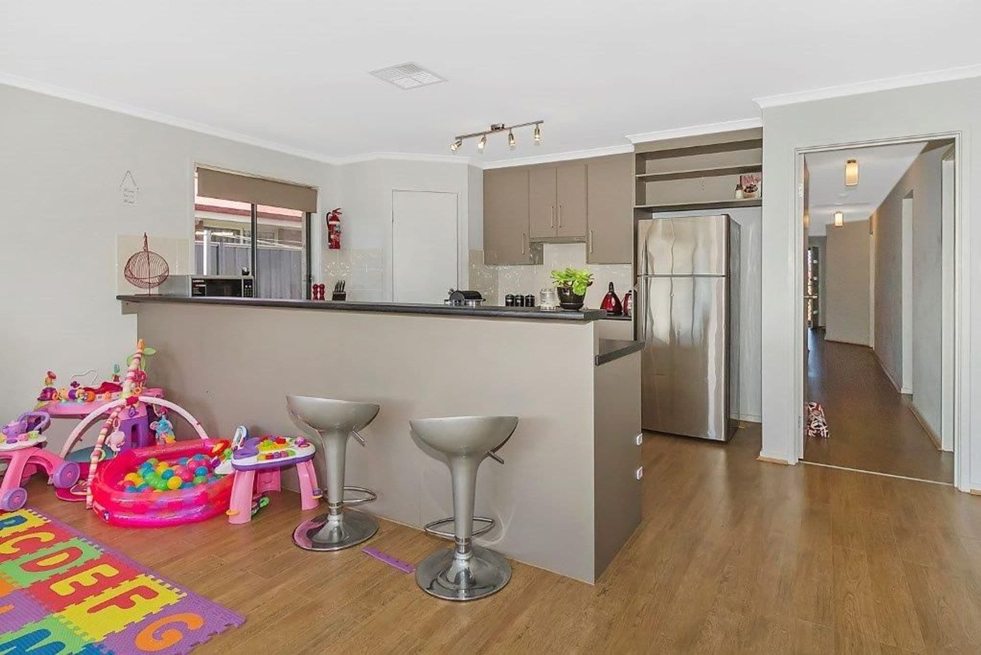184 President Avenue, Andrews Farm, SA, 5114, Andrews Farm - Thumbnail 4