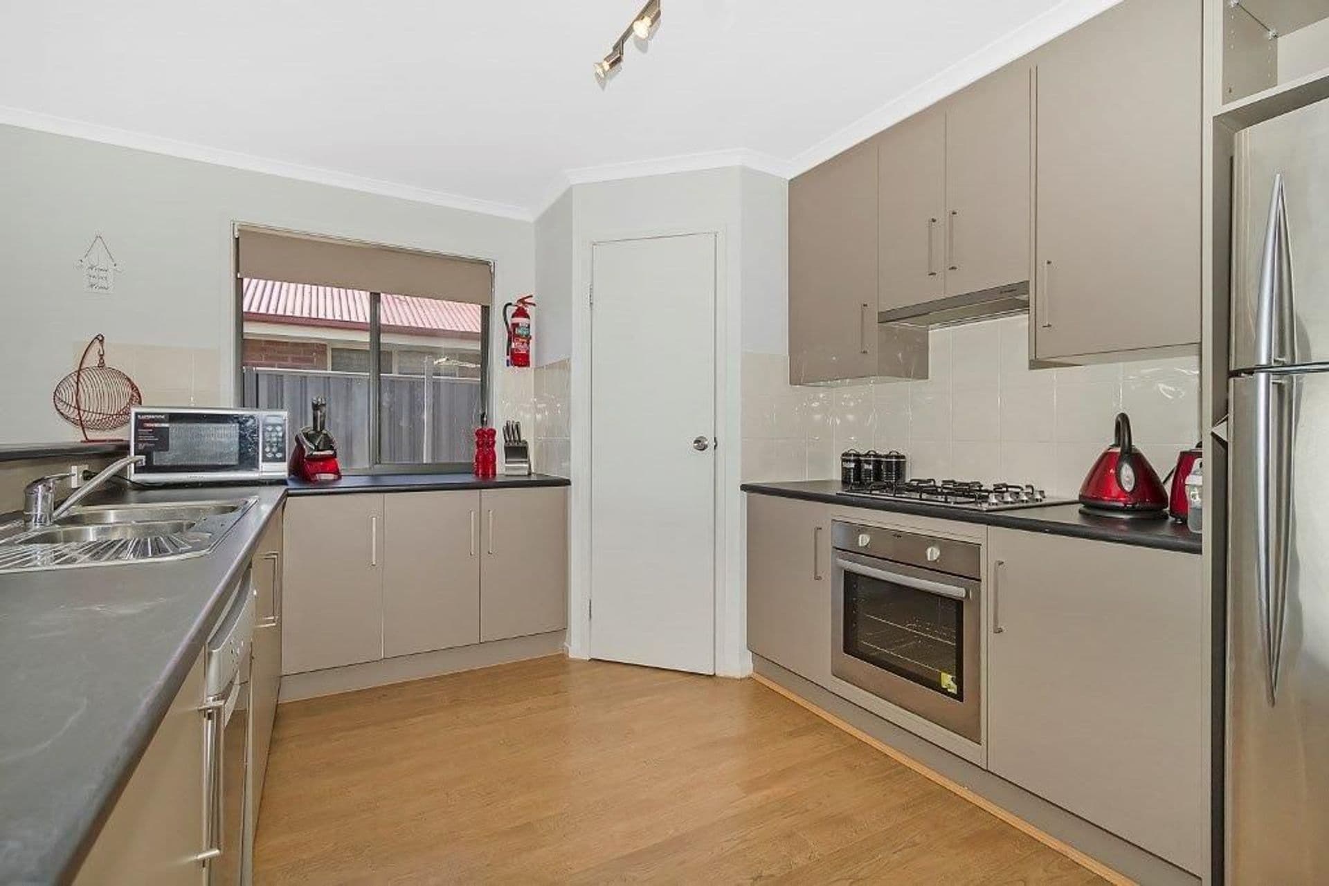 184 President Avenue, Andrews Farm, SA, 5114, Andrews Farm - Thumbnail 3