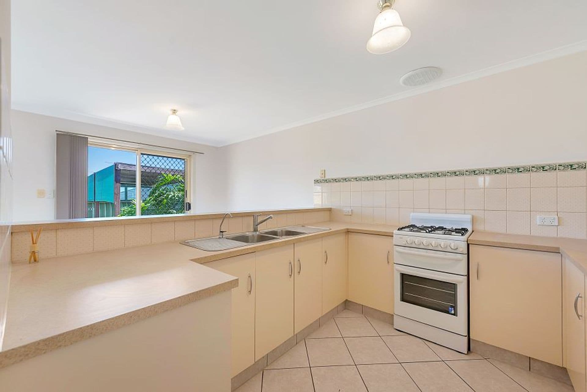 1/5 Armadale Place, Salisbury East, SA, 5109, Salisbury East - Thumbnail 2