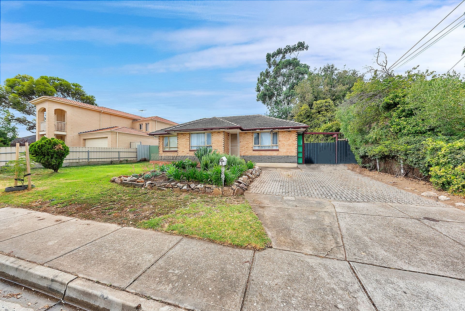 5 Ashley Avenue, Ridgehaven, SA, 5097, Ridgehaven - Thumbnail 2