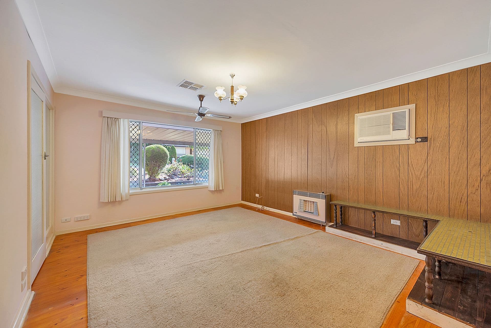 13 Oldham Avenue, Modbury Heights, SA, 5092, Modbury Heights - Thumbnail 2