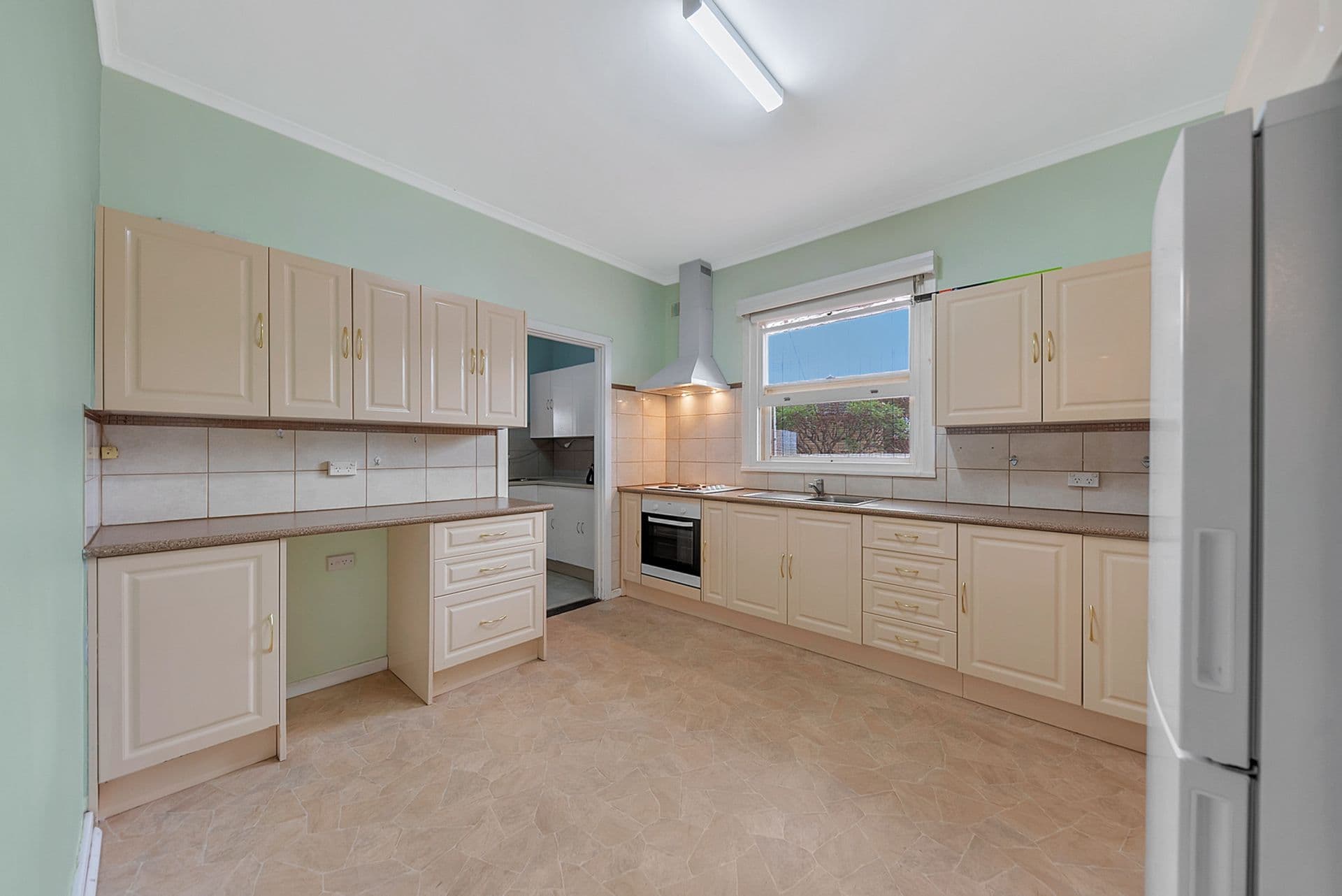 14 Rollison Road, Elizabeth Vale, SA, 5112, Elizabeth Vale - Thumbnail 2