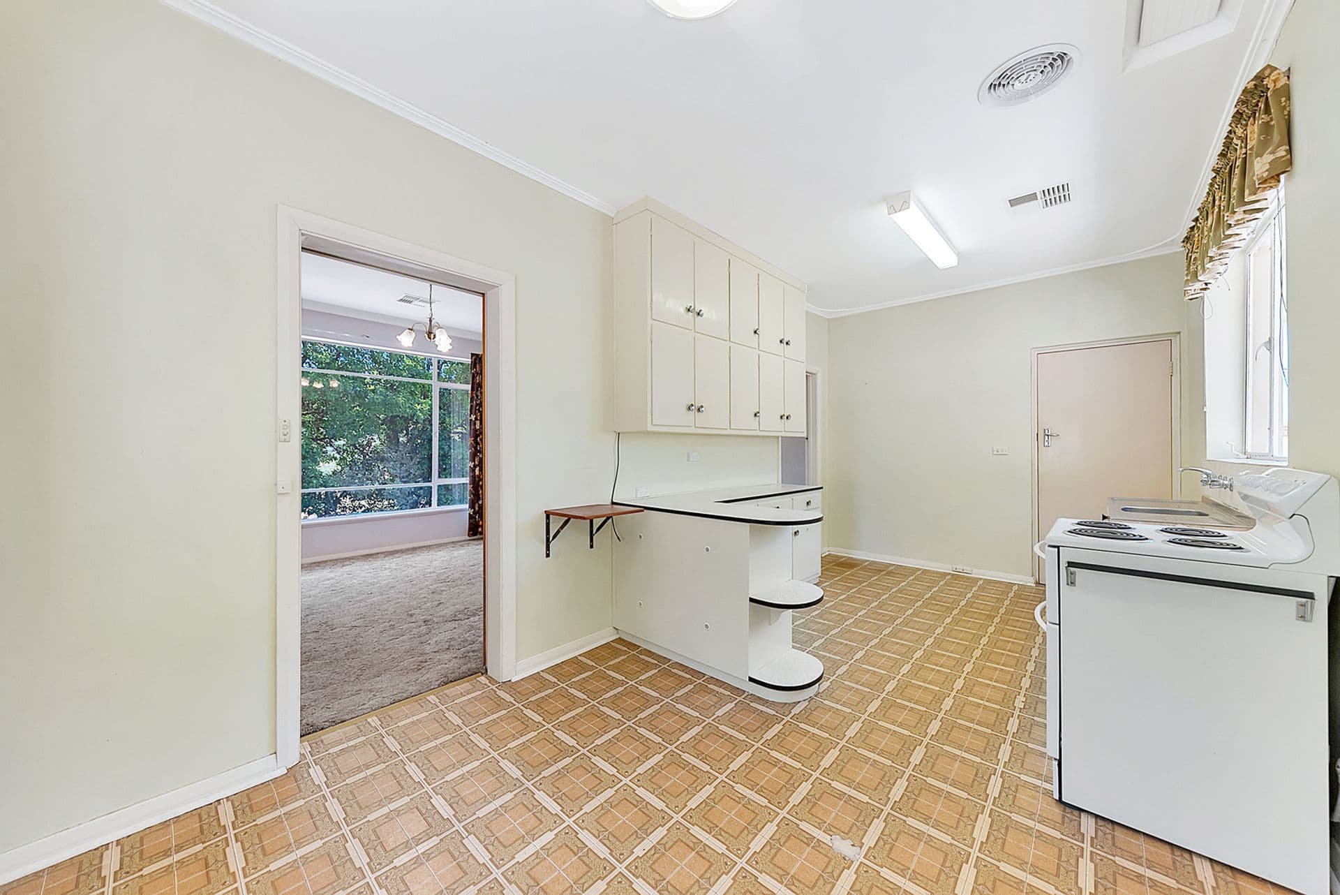 38 Rehn Road, Houghton, SA, 5131, Houghton - Thumbnail 6