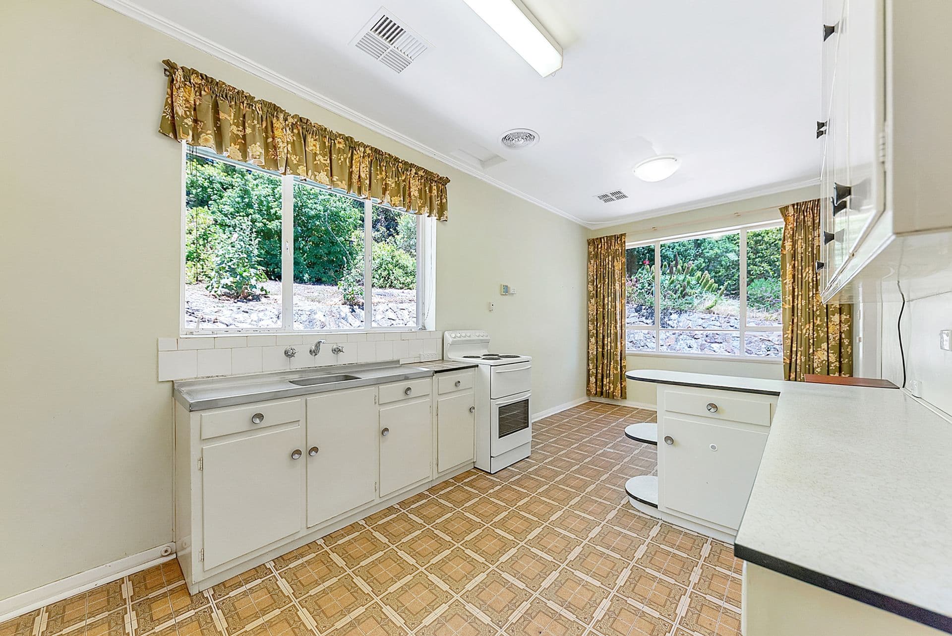 38 Rehn Road, Houghton, SA, 5131, Houghton - Thumbnail 5