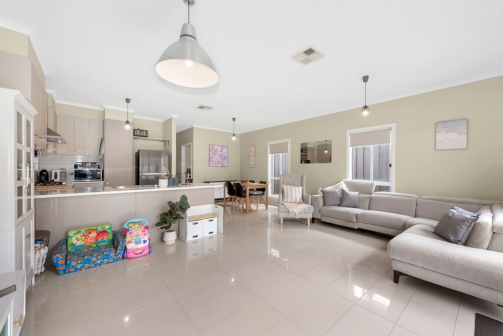 20 Amber Avenue, Clearview, SA, 5085, Clearview - Thumbnail 5