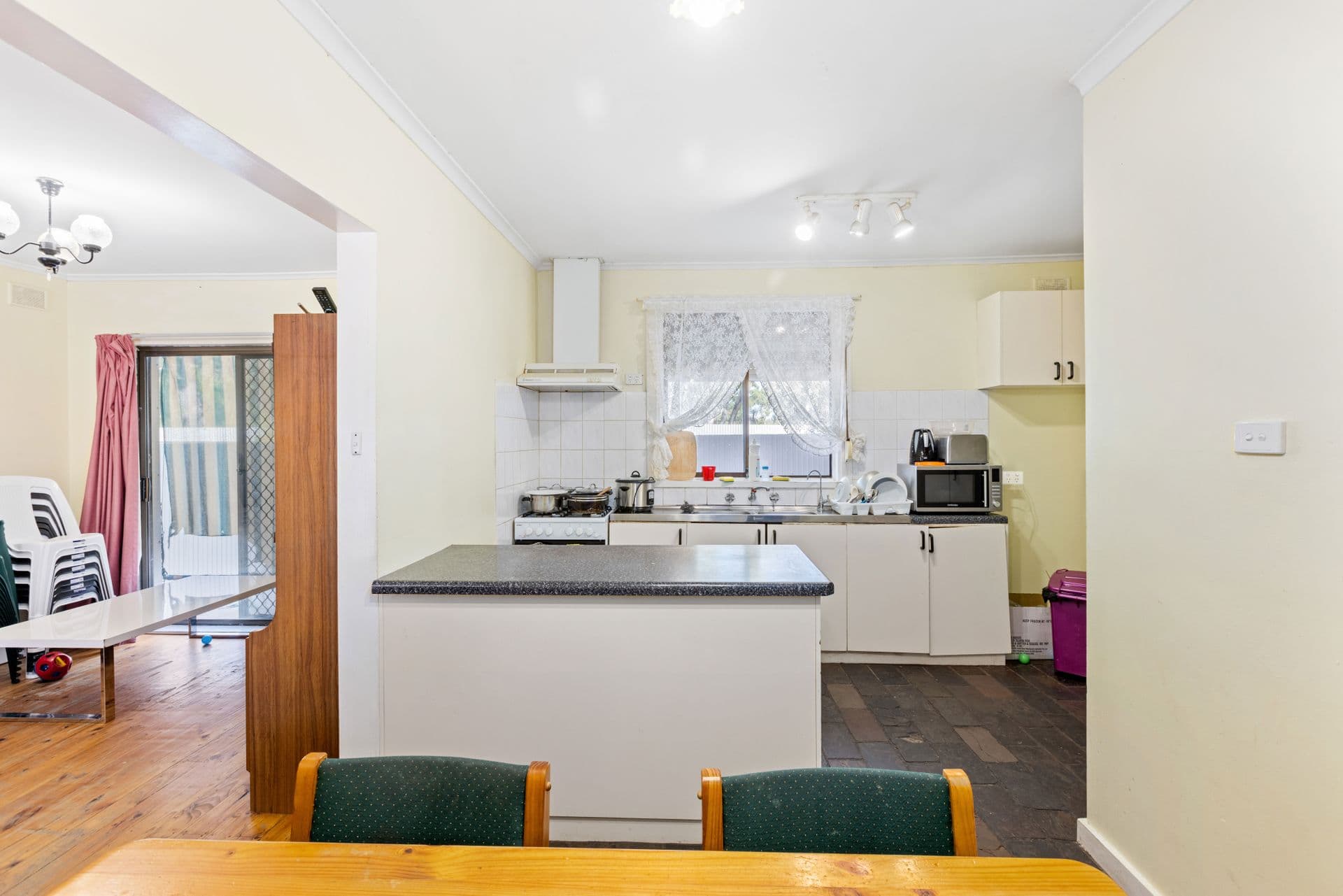26 Athalie Avenue, Parafield Gardens, SA, 5107, Parafield Gardens - Thumbnail 7