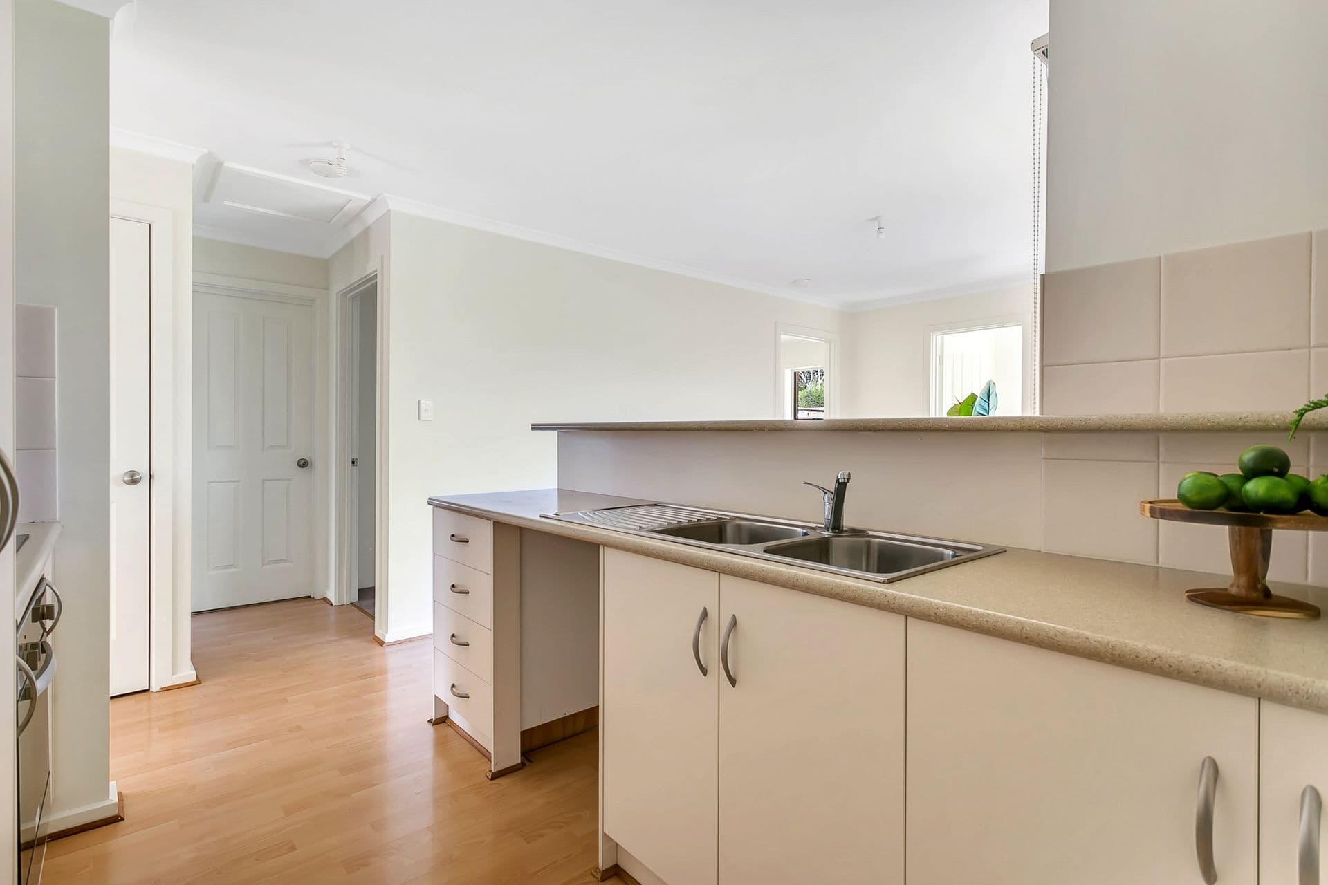 4/96 Bains Road, Morphett Vale, SA, 5162, Morphett Vale - Thumbnail 2