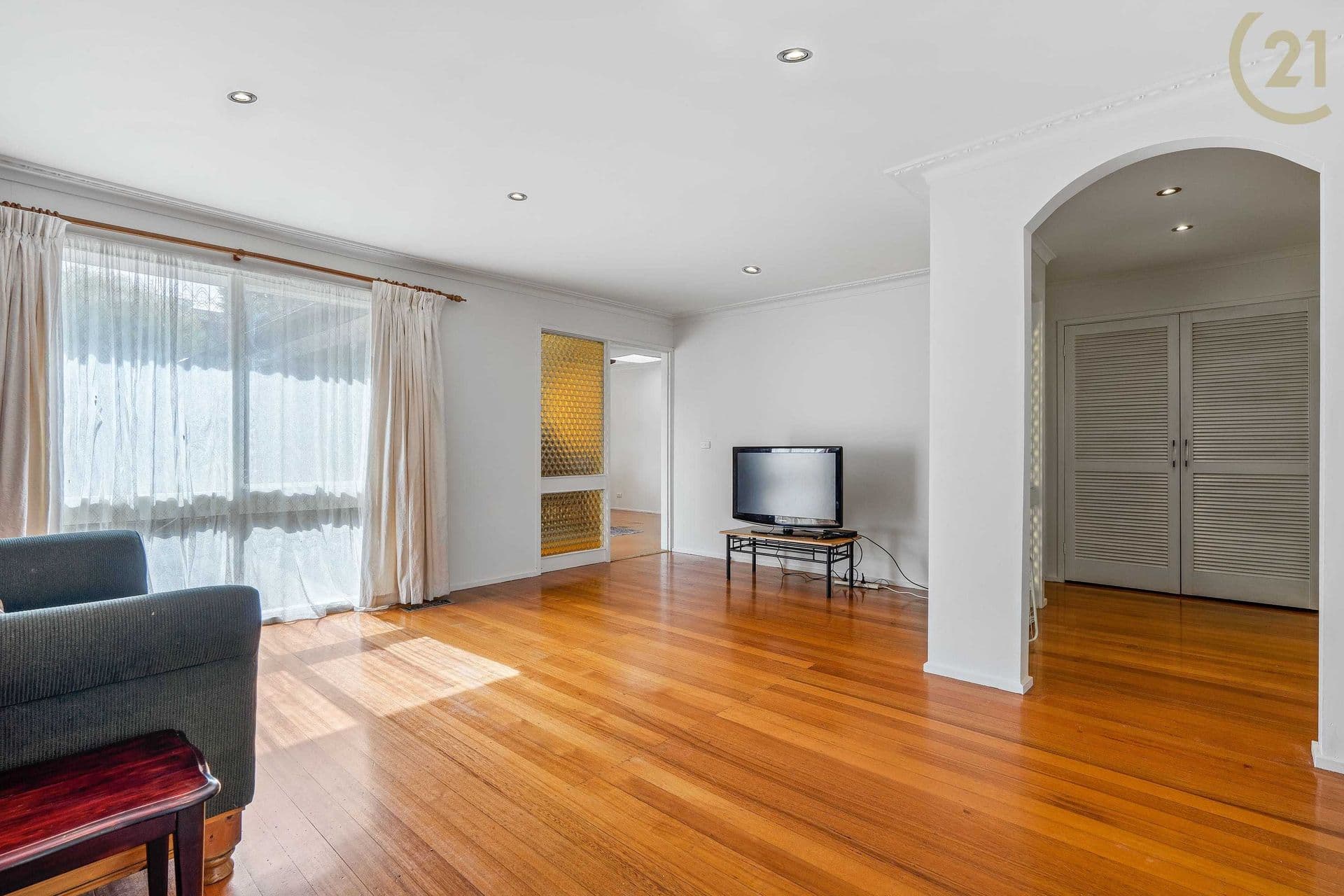 17 John Edgcumbe Way, Endeavour Hills, VIC, 3802, Endeavour Hills - Thumbnail 5