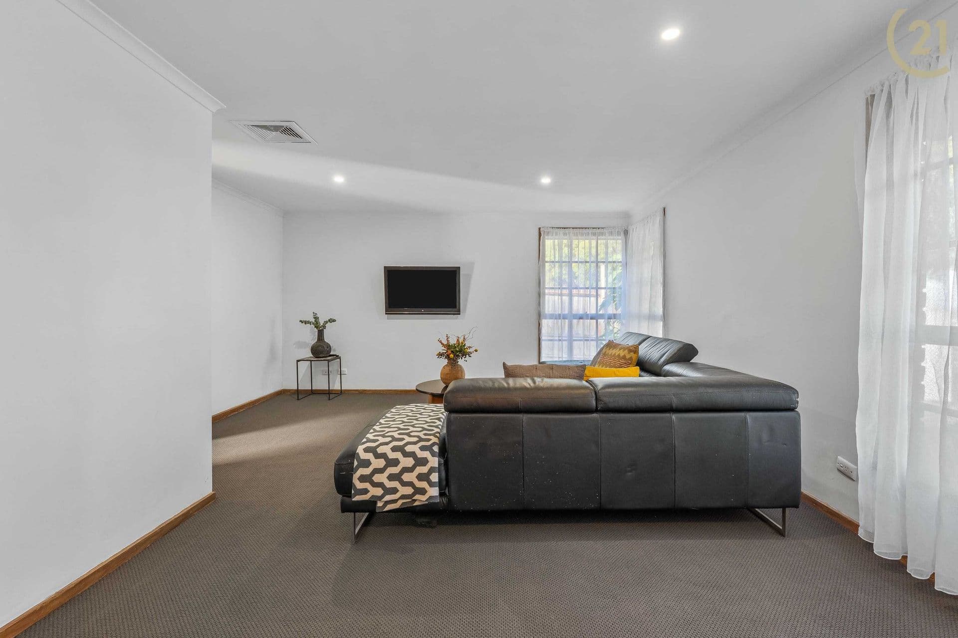 109/65 Victor Crescent, Narre Warren, VIC, 3805, Berwick - Thumbnail 4
