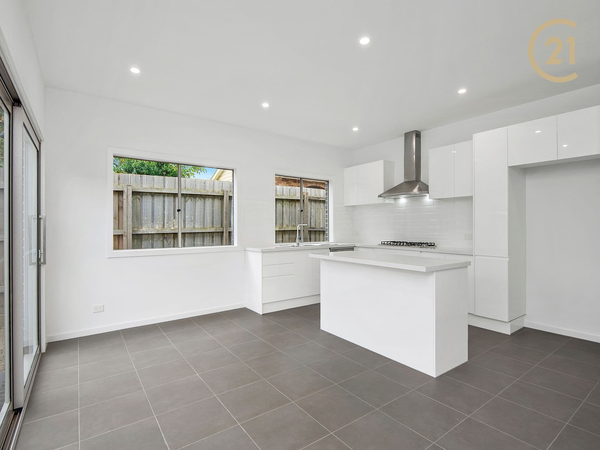 3/31 Carlisle Road, Hallam, VIC, 3803, Hallam - Thumbnail 2