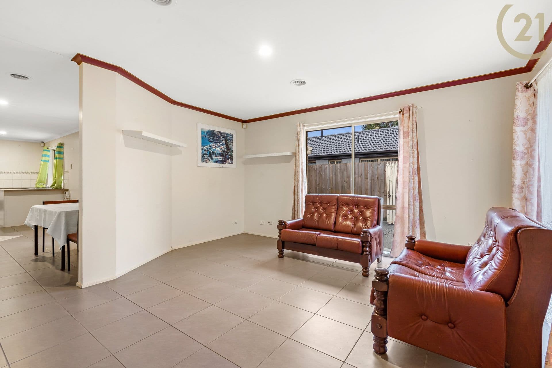 37 Scarborough Avenue, Cranbourne West, VIC, 3977, Cranbourne West - Thumbnail 5