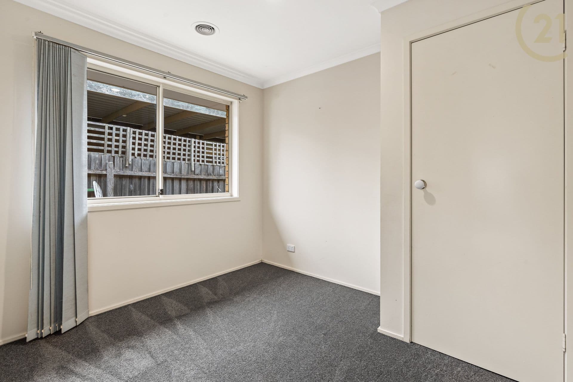 37 Scarborough Avenue, Cranbourne West, VIC, 3977, Cranbourne West - Thumbnail 6
