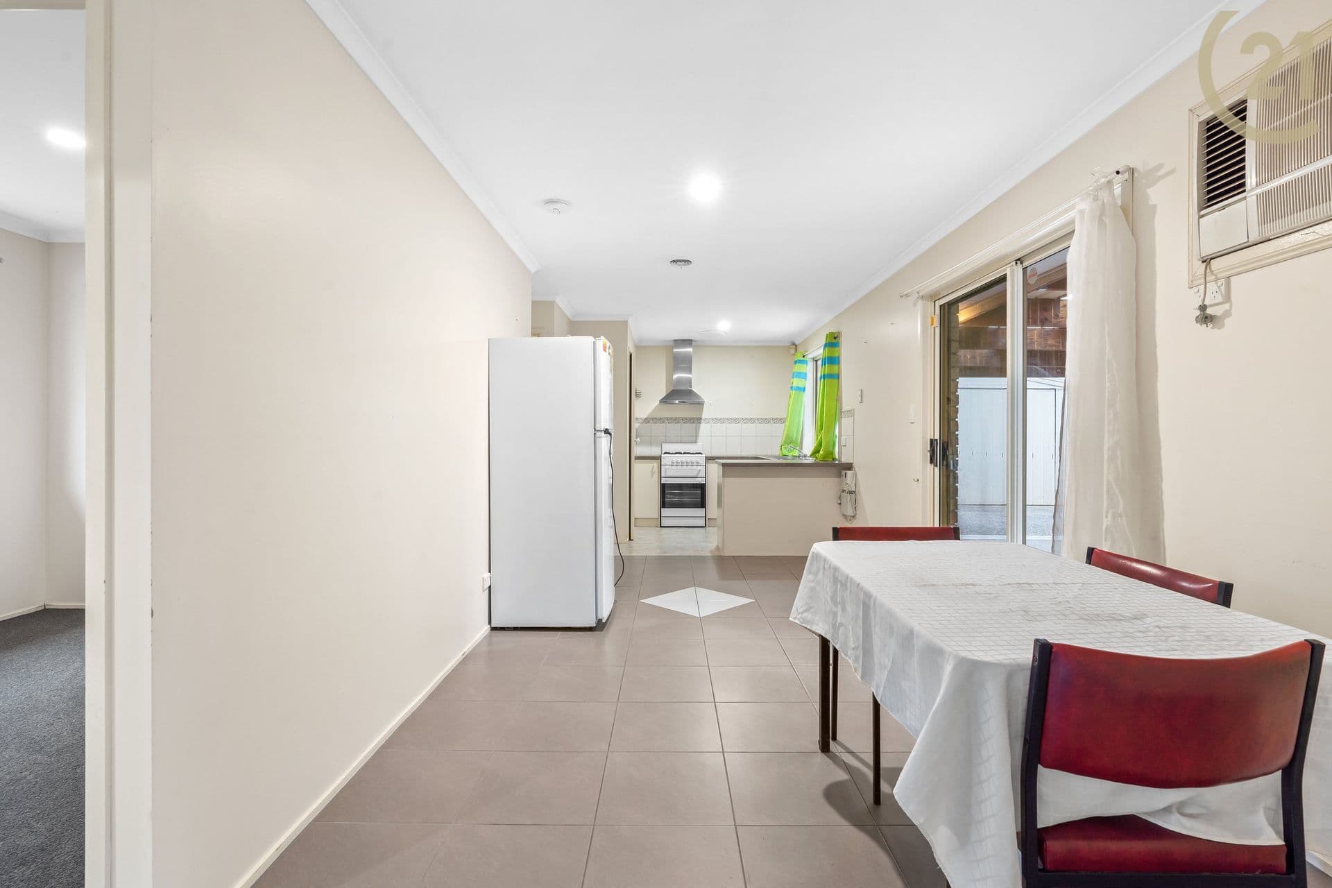 37 Scarborough Avenue, Cranbourne West, VIC, 3977, Cranbourne West - Thumbnail 7