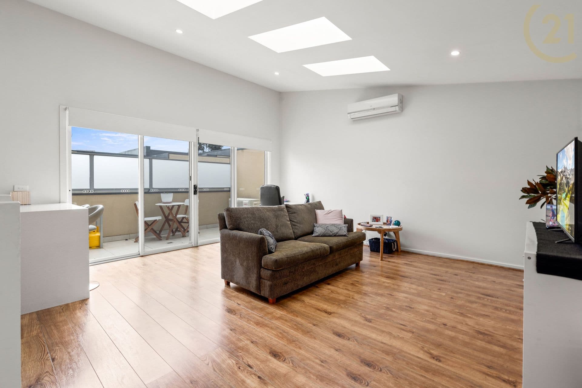 3/9 Stamford Crescent, Rowville, VIC, 3178, Rowville - Thumbnail 2
