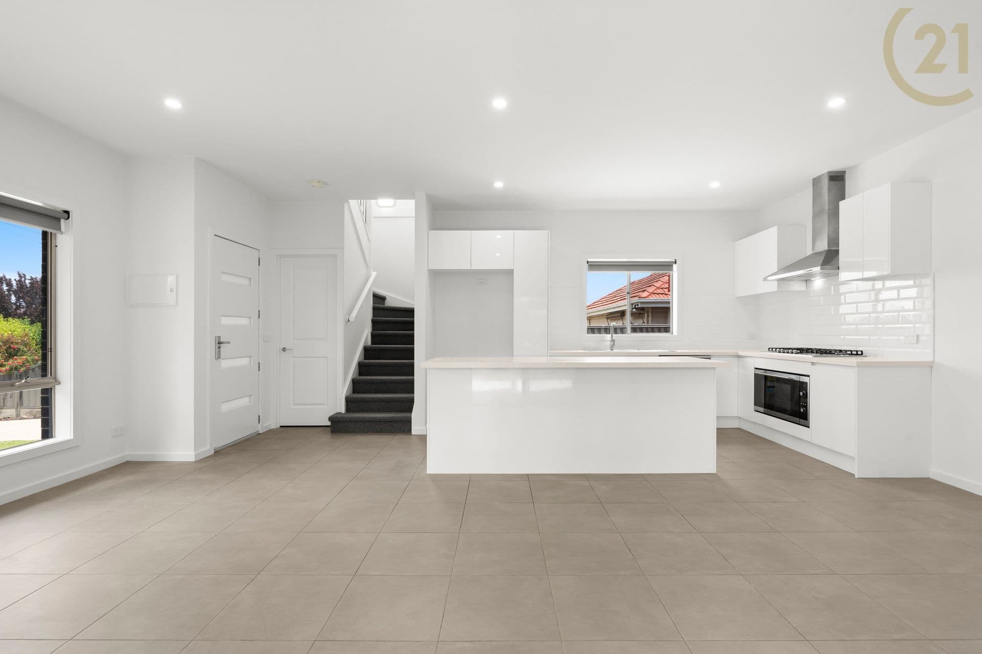 1/31 Carlisle Road, Hallam, VIC, 3803, Hallam - Thumbnail 4
