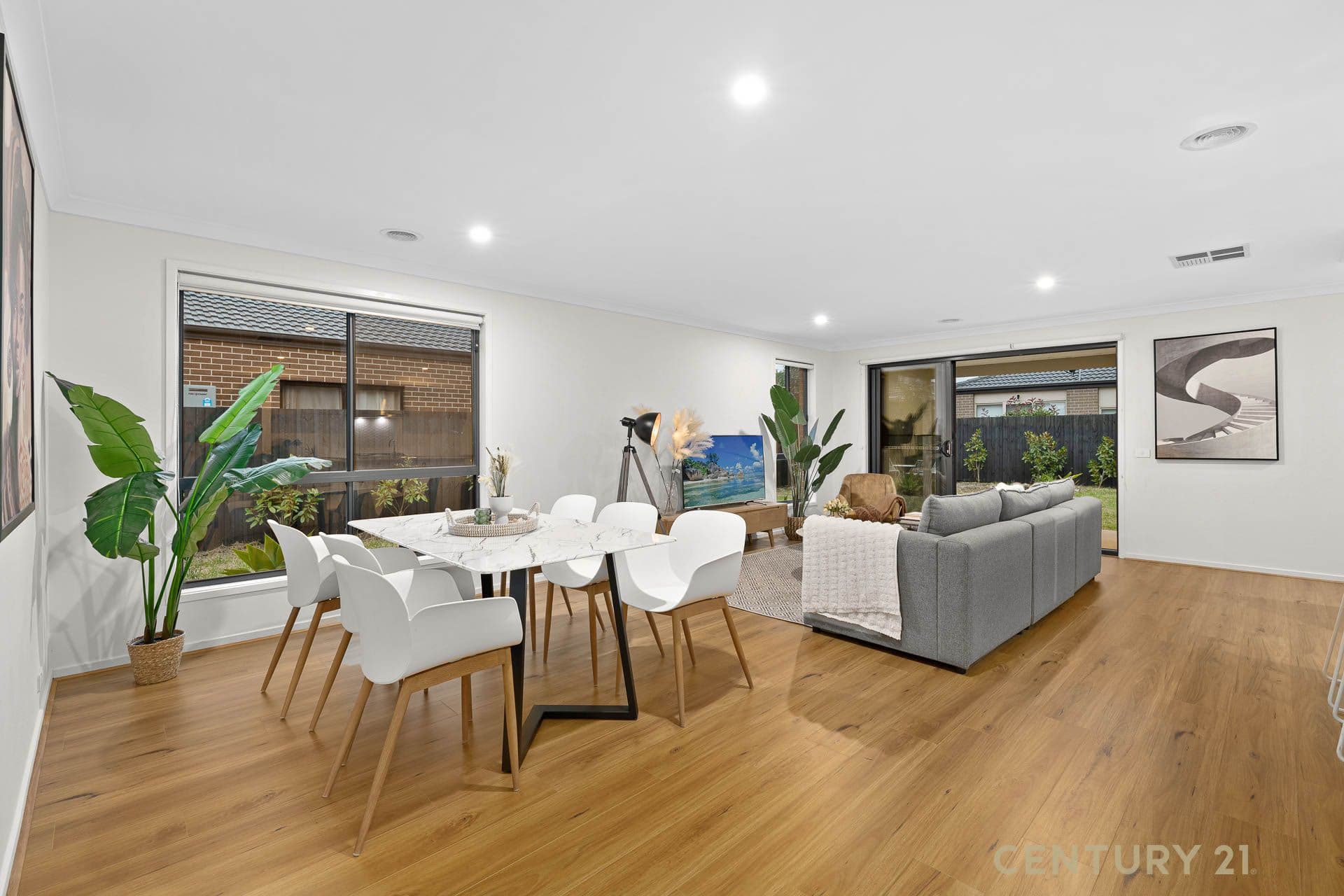 109/65 Victor Crescent, Narre Warren, VIC, 3805, Clyde North - Thumbnail 2