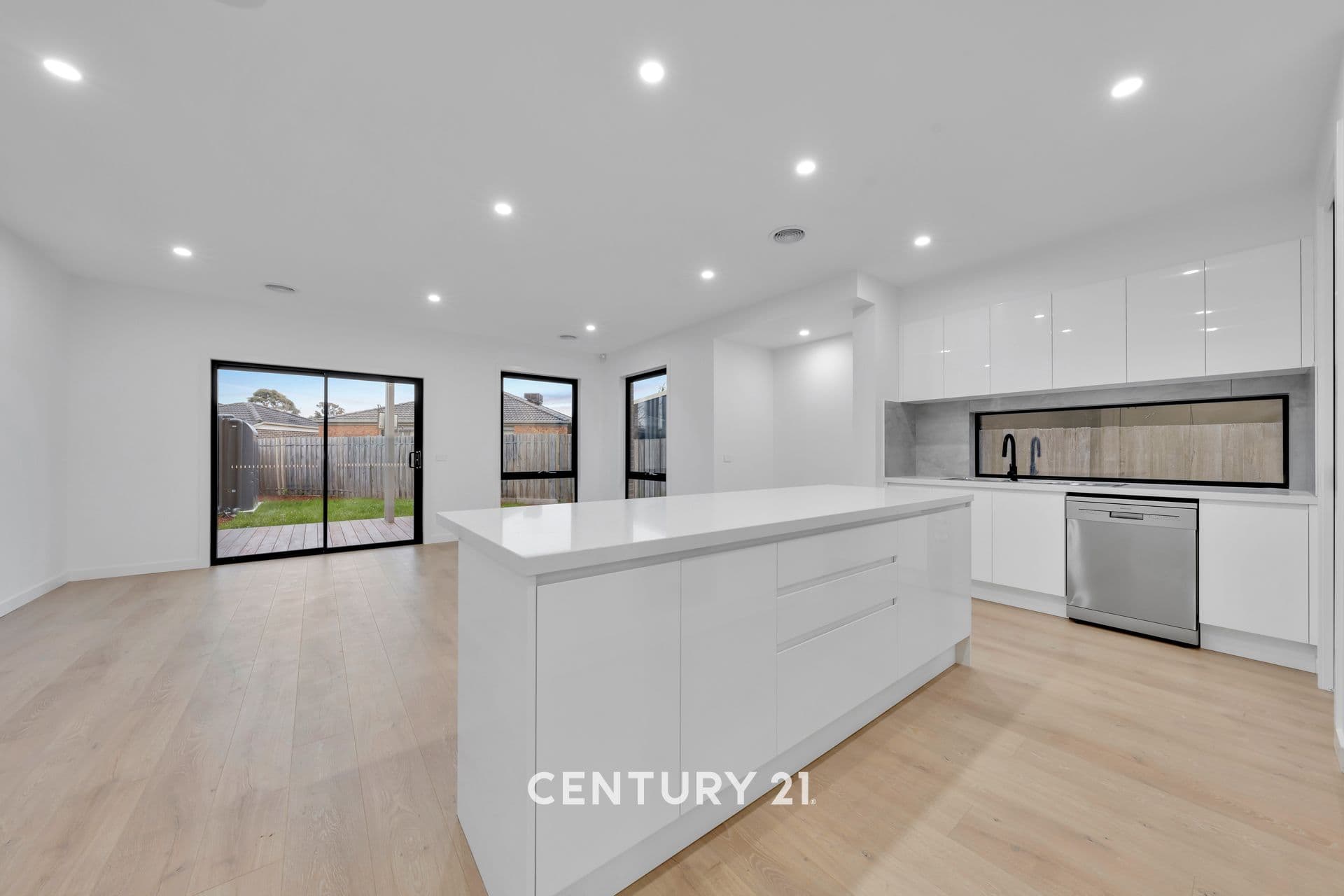 109/65 Victor Crescent, Narre Warren, VIC, 3805, Beaconsfield - Thumbnail 3