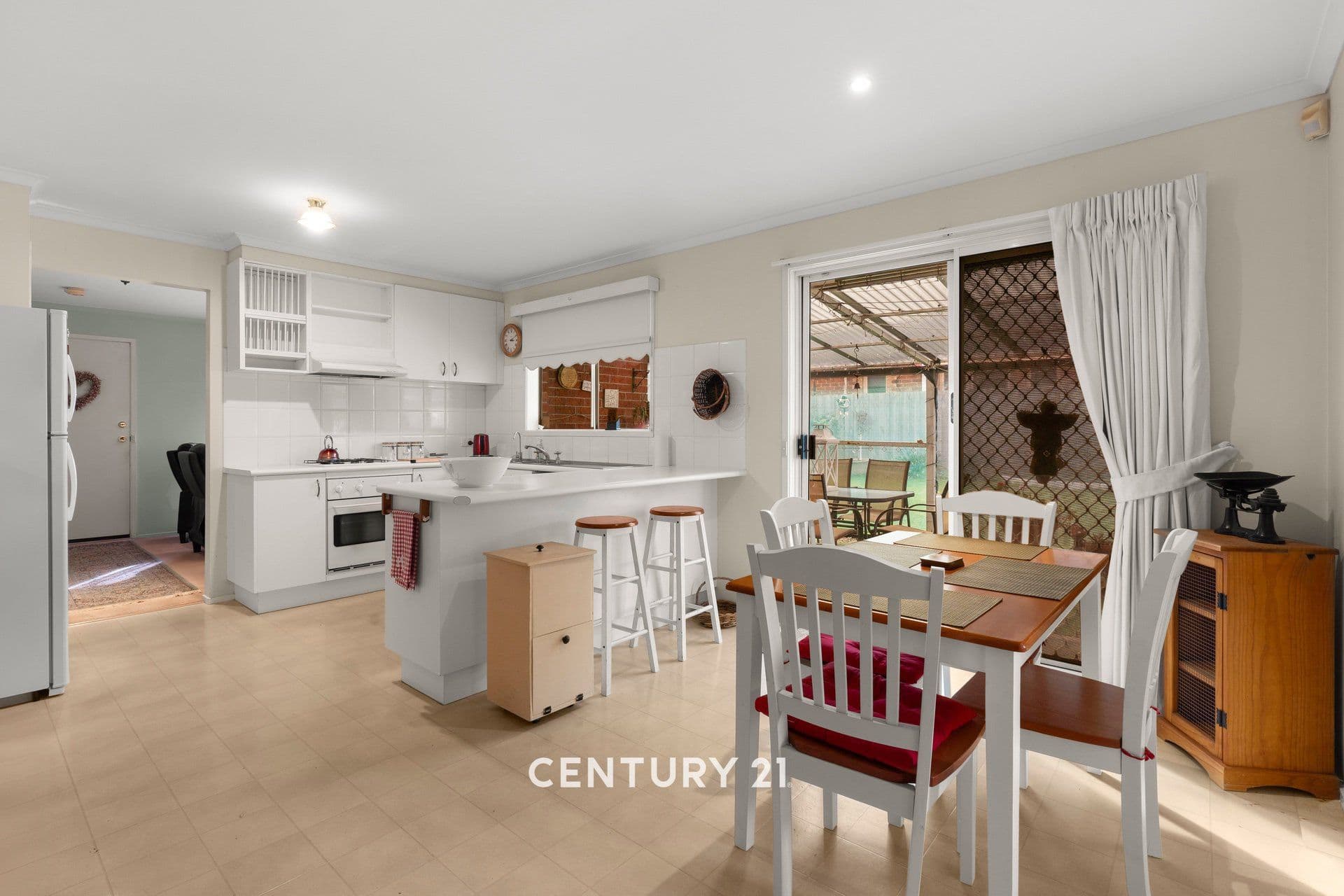 109/65 Victor Crescent, Narre Warren, VIC, 3805, Berwick - Thumbnail 4