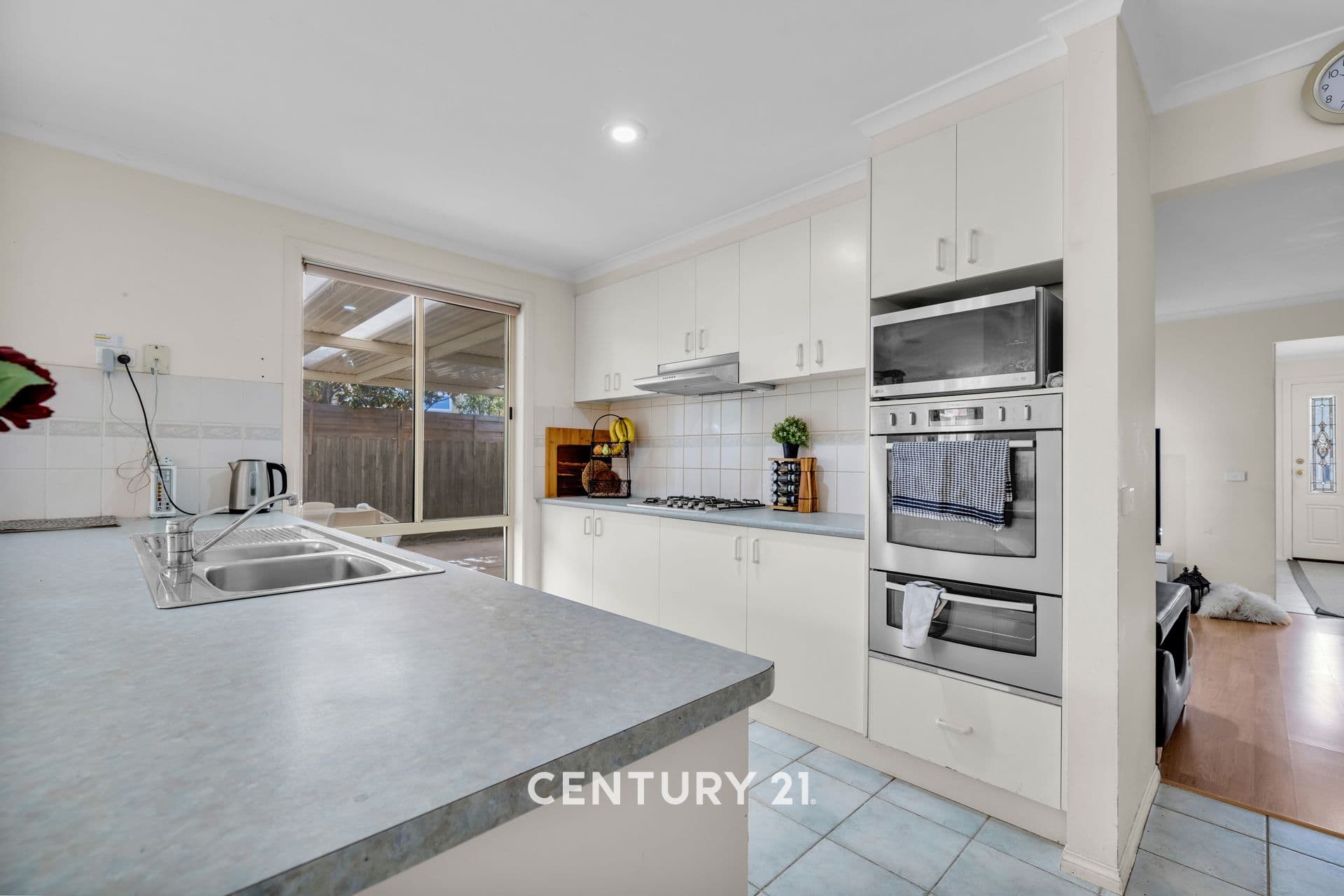 109/65 Victor Crescent, Narre Warren, VIC, 3805, Berwick - Thumbnail 3
