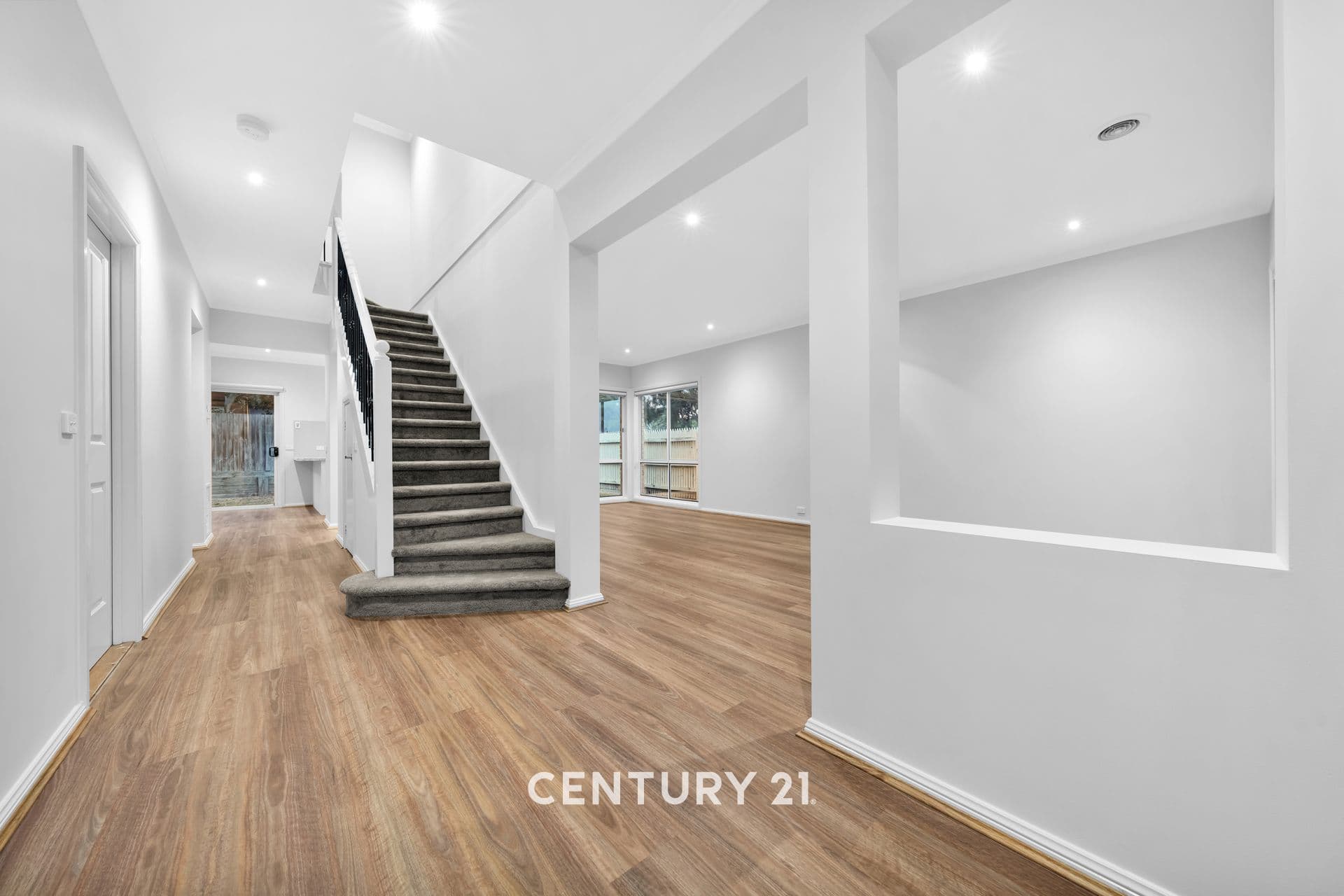 109/65 Victor Crescent, Narre Warren, VIC, 3805, Narre Warren South - Thumbnail 2