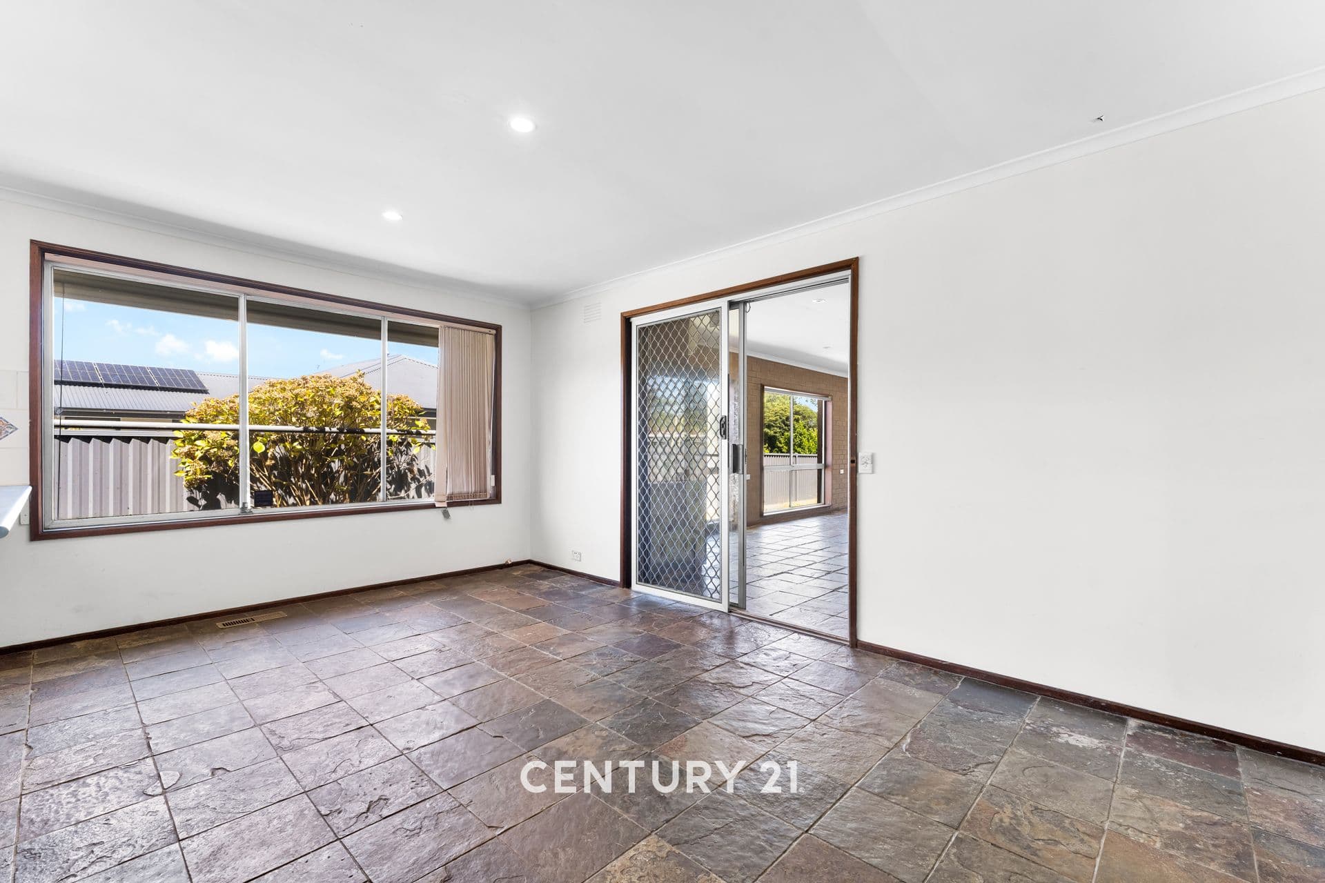 109/65 Victor Crescent, Narre Warren, VIC, 3805, Berwick - Thumbnail 7