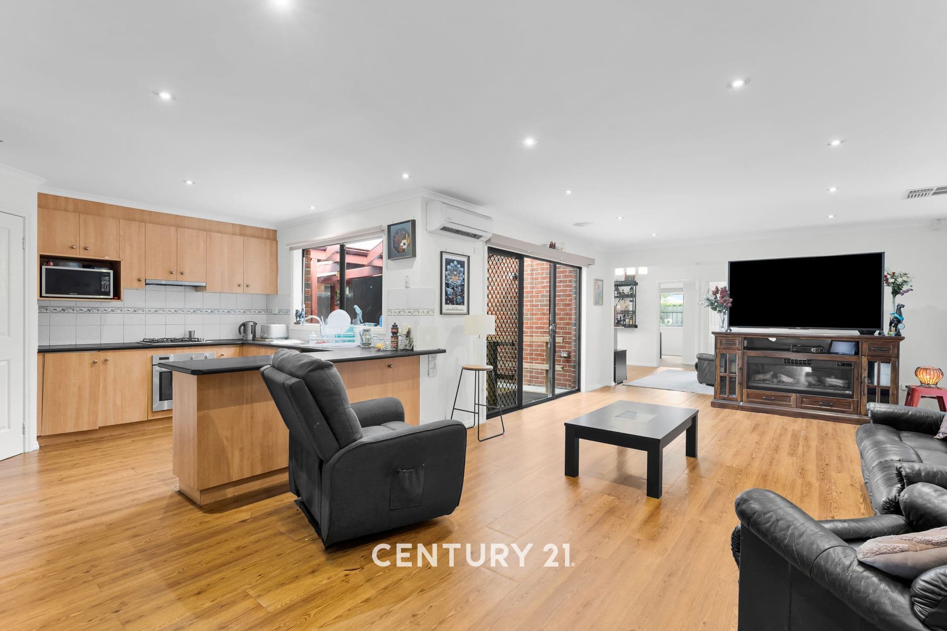 109/65 Victor Crescent, Narre Warren, VIC, 3805, Berwick - Thumbnail 3