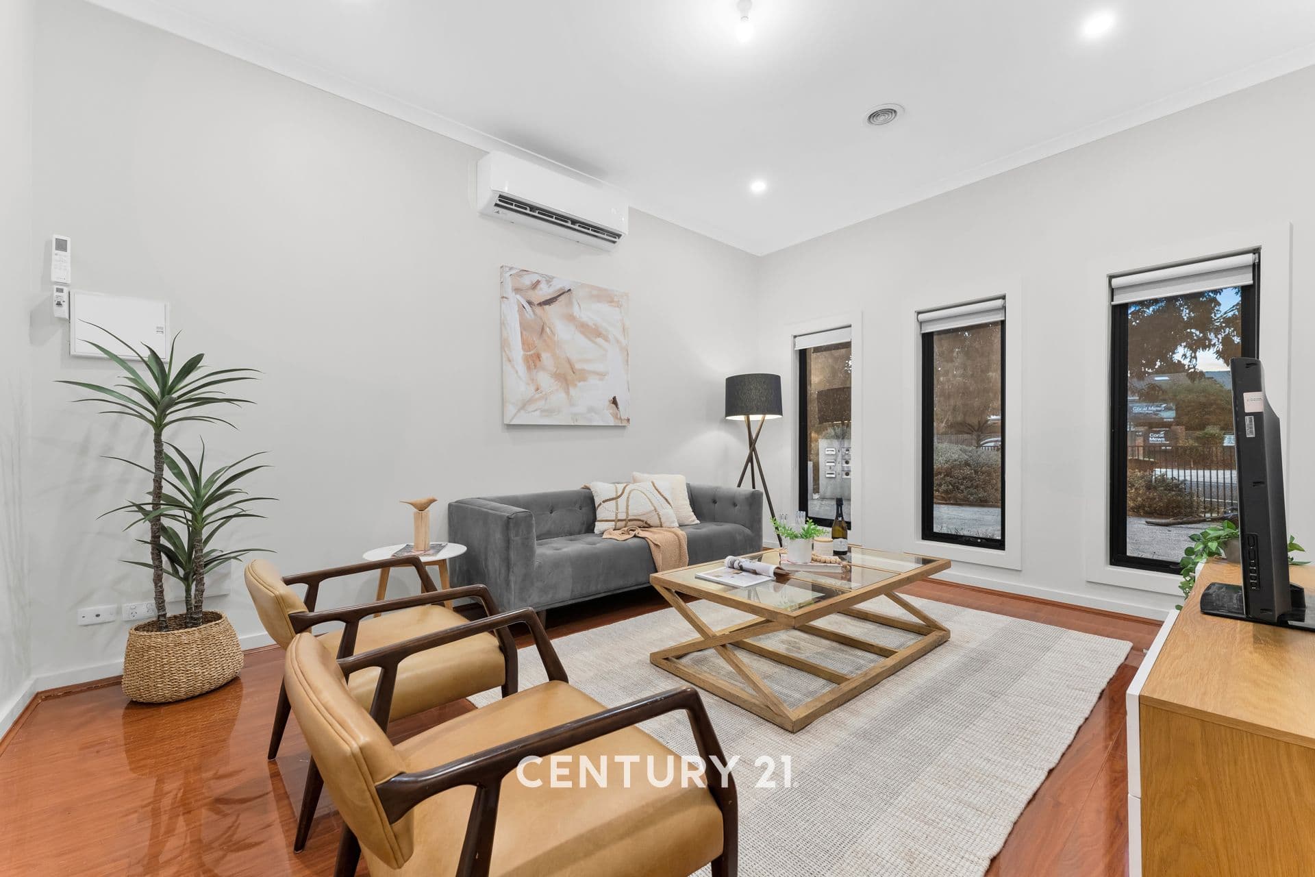 1/39-41 Coral Drive, Hampton Park, VIC, 3976, Hampton Park - Thumbnail 2