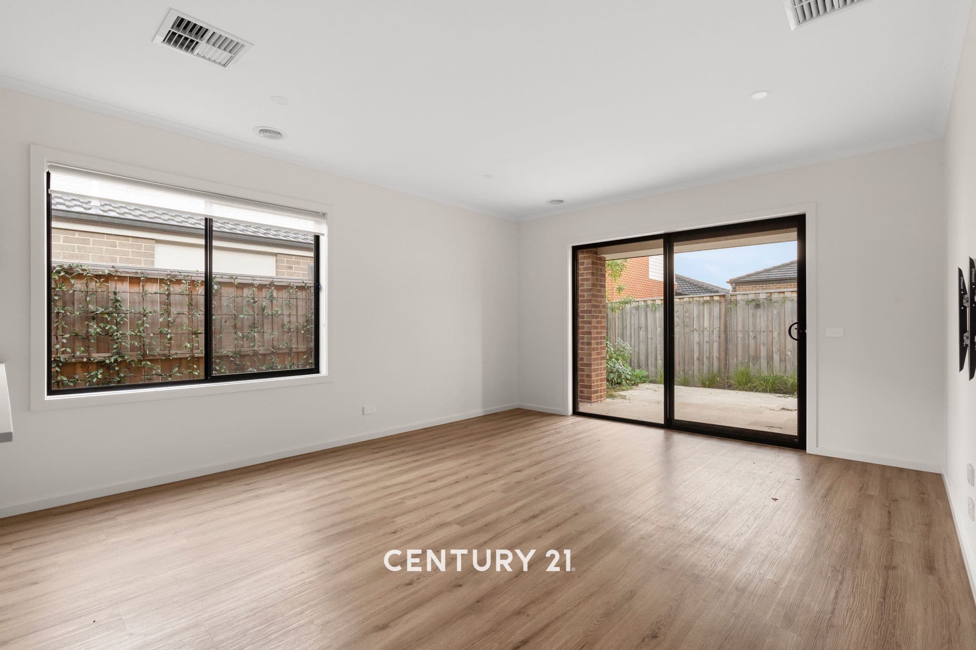 109/65 Victor Crescent, Narre Warren, VIC, 3805, Officer - Thumbnail 4