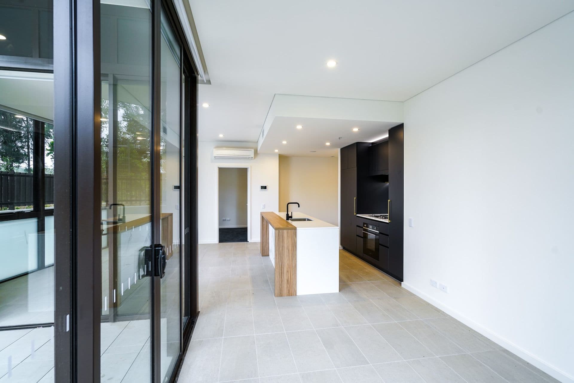 111/2e Wharf Road, Melrose Park - Thumbnail 8