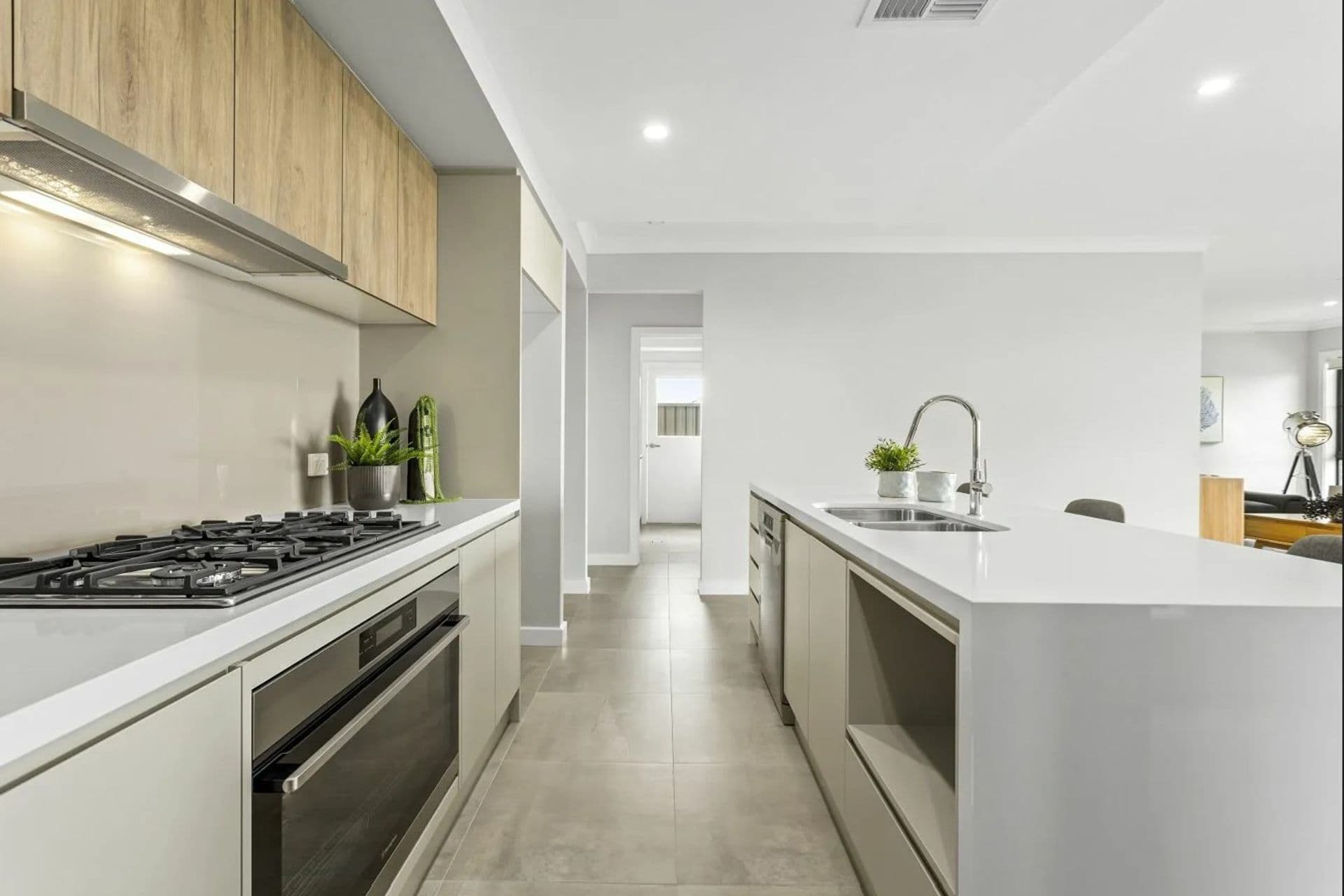 10 Delmar Street, Box Hill, NSW, 2765, Box Hill - Thumbnail 5