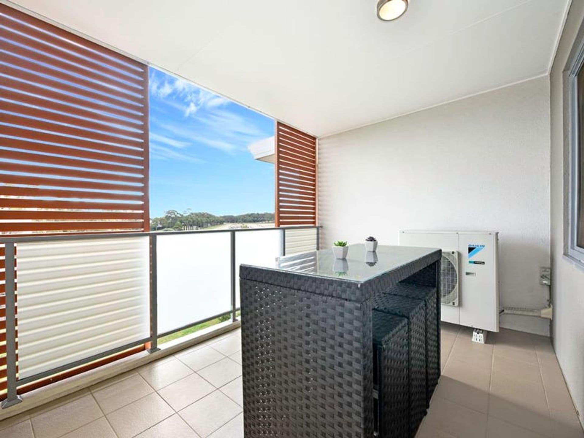 402D/2 Rowe Dr, Potts Hill, NSW, 2143, Potts Hill - Thumbnail 5