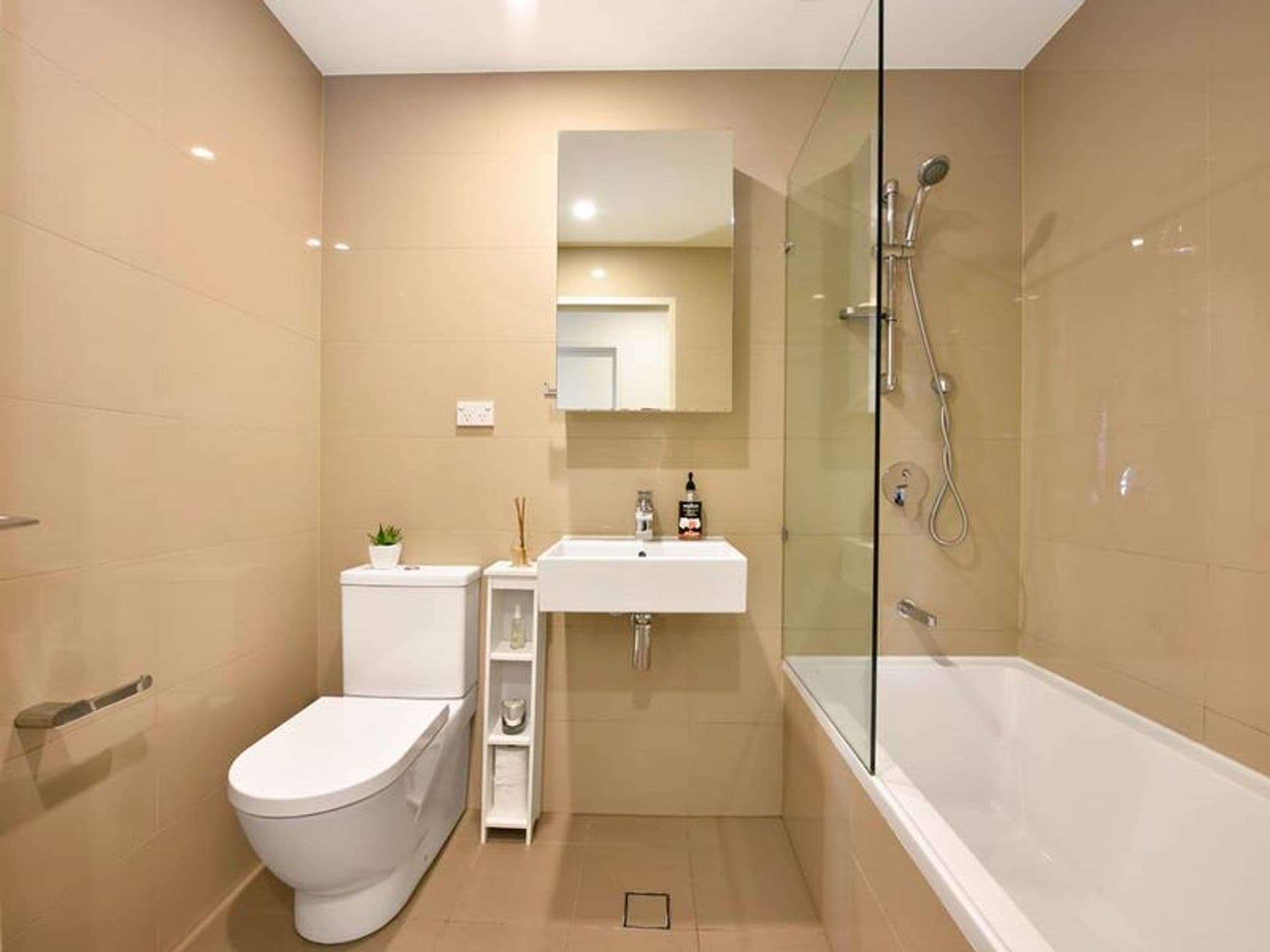 402D/2 Rowe Dr, Potts Hill, NSW, 2143, Potts Hill - Thumbnail 7