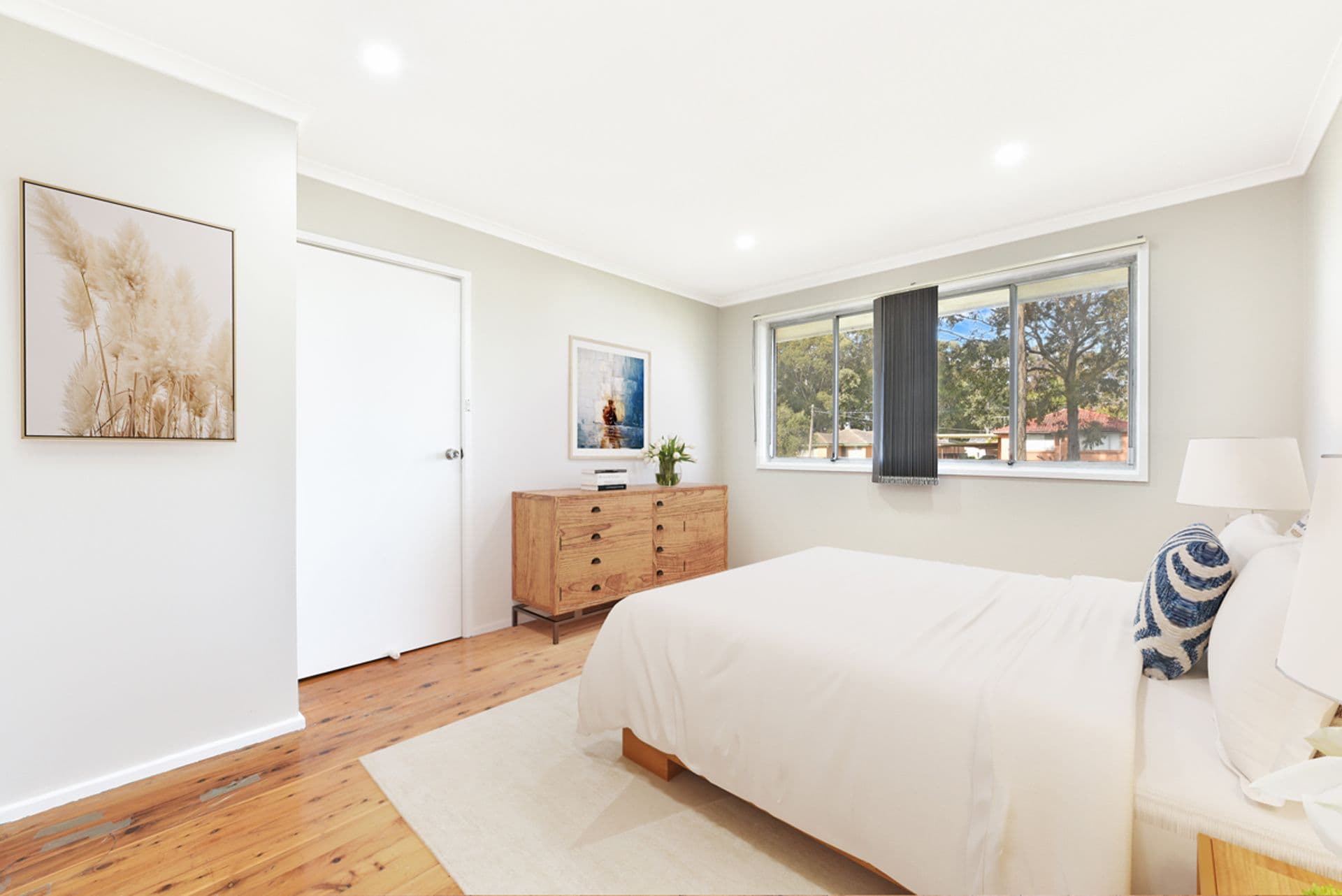 75 Oliveri Crescent, Green Valley, NSW, 2168, Green Valley - Thumbnail 4