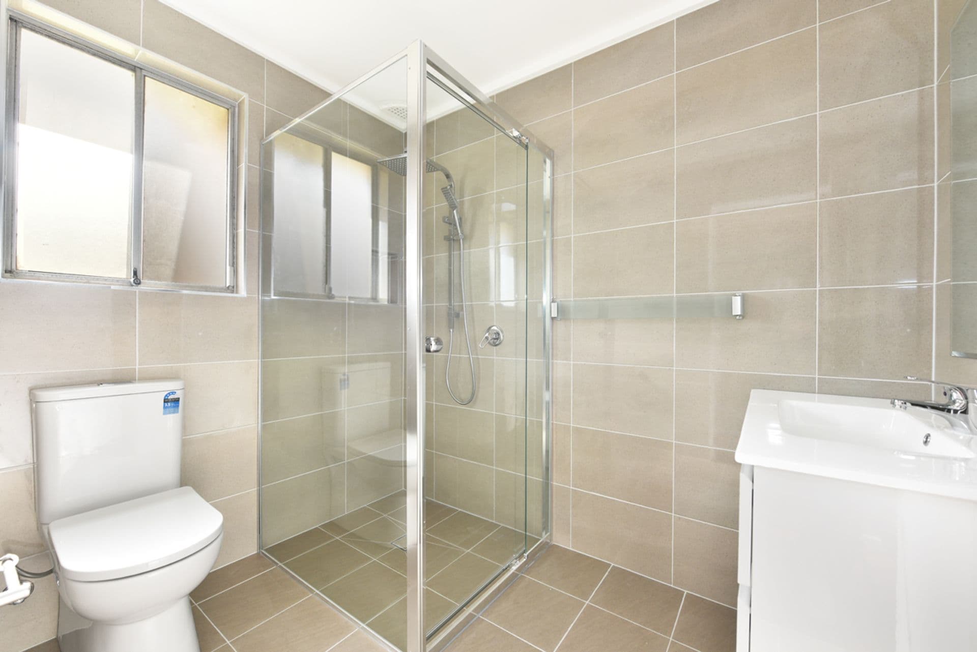 75 Oliveri Crescent, Green Valley, NSW, 2168, Green Valley - Thumbnail 5