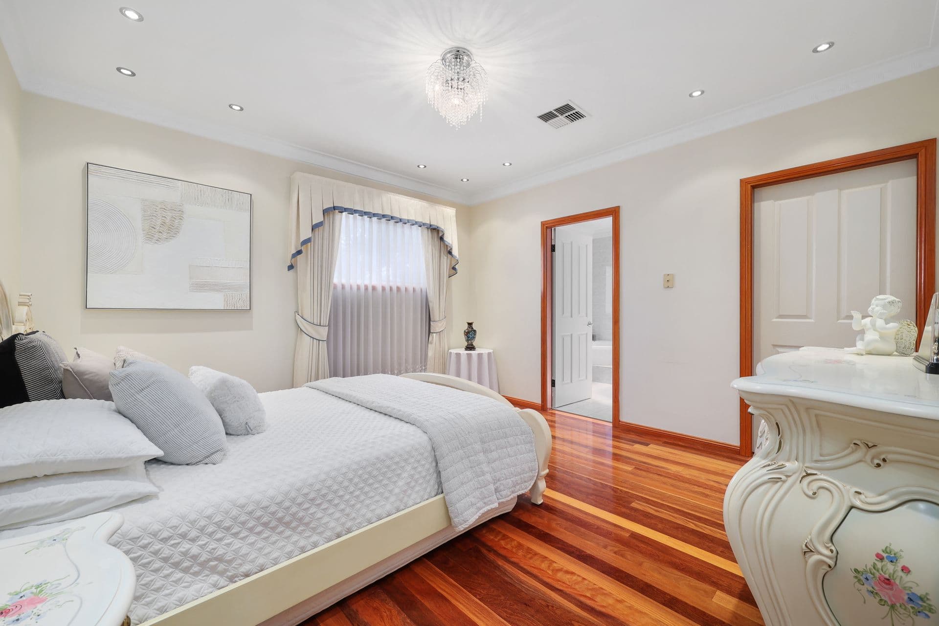 8 Paul Crescent, Canley Heights, NSW, 2166, Canley Heights - Thumbnail 7