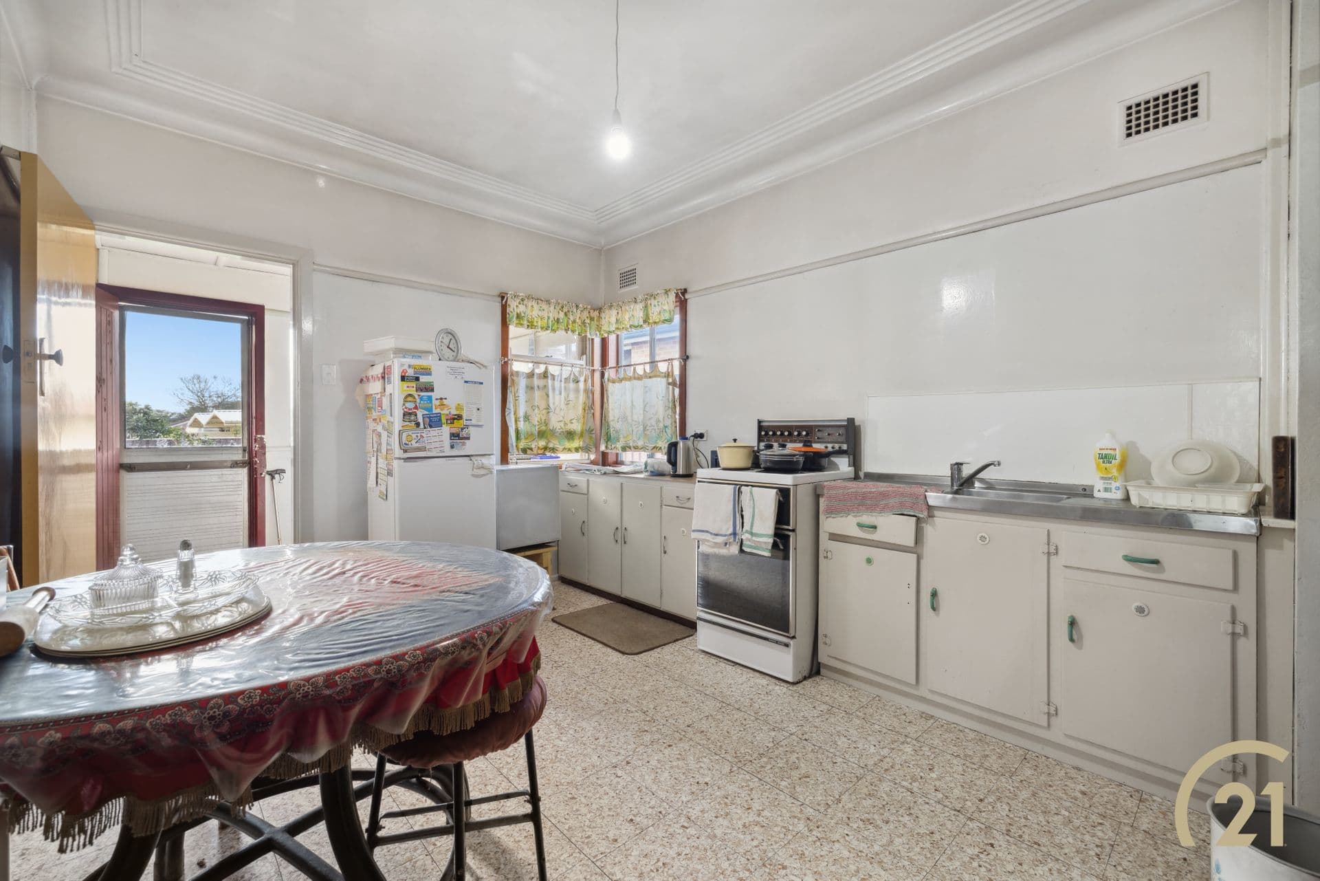 137 River Avenue, Fairfield East, NSW, 2165, Fairfield East - Thumbnail 2