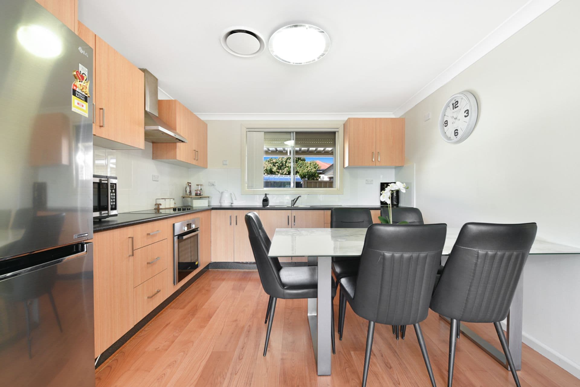 5 Miami Close, Greenfield Park, NSW, 2176, Greenfield Park - Thumbnail 3
