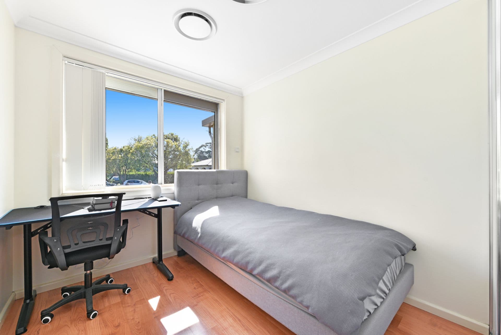 5 Miami Close, Greenfield Park, NSW, 2176, Greenfield Park - Thumbnail 5
