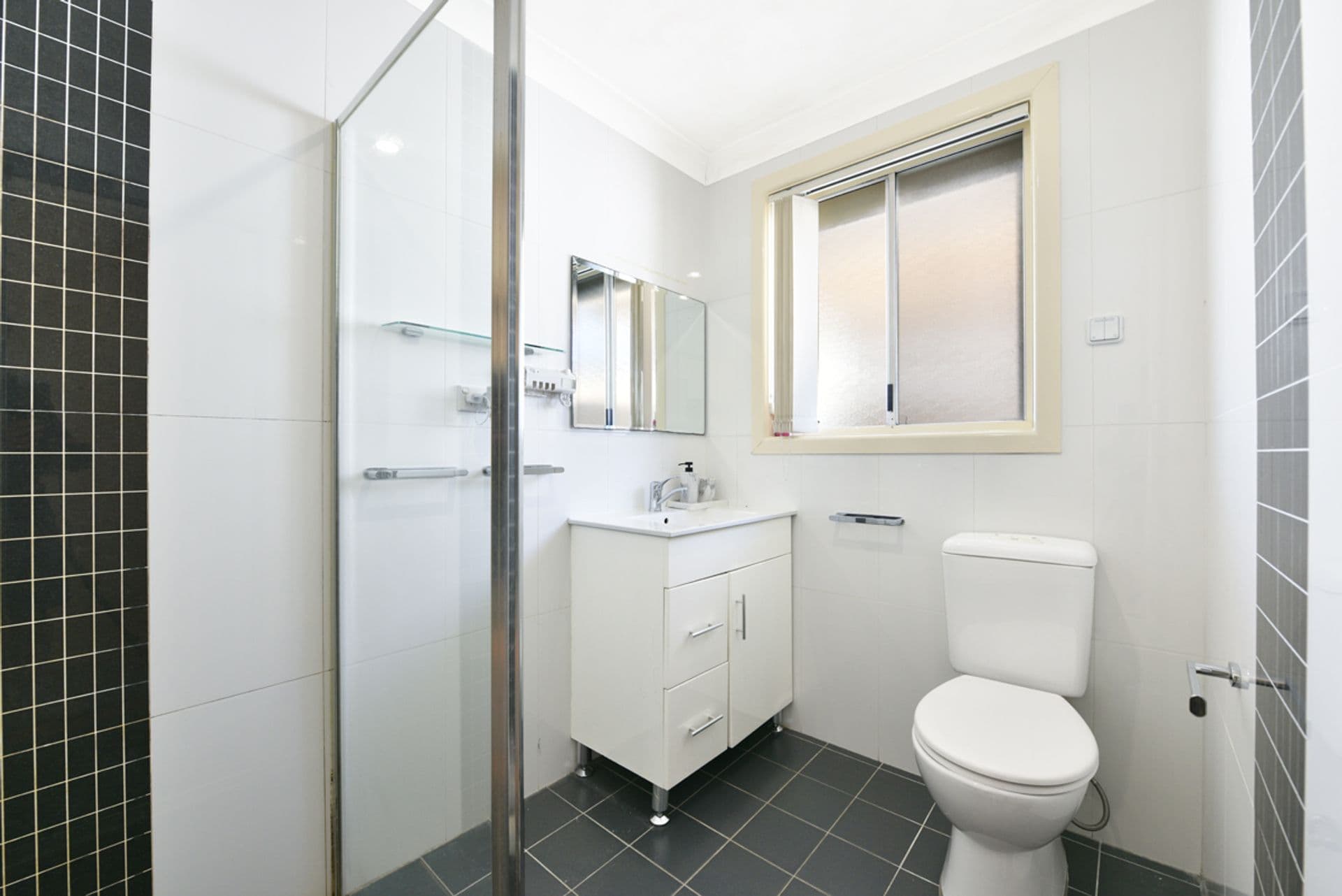 5 Miami Close, Greenfield Park, NSW, 2176, Greenfield Park - Thumbnail 6