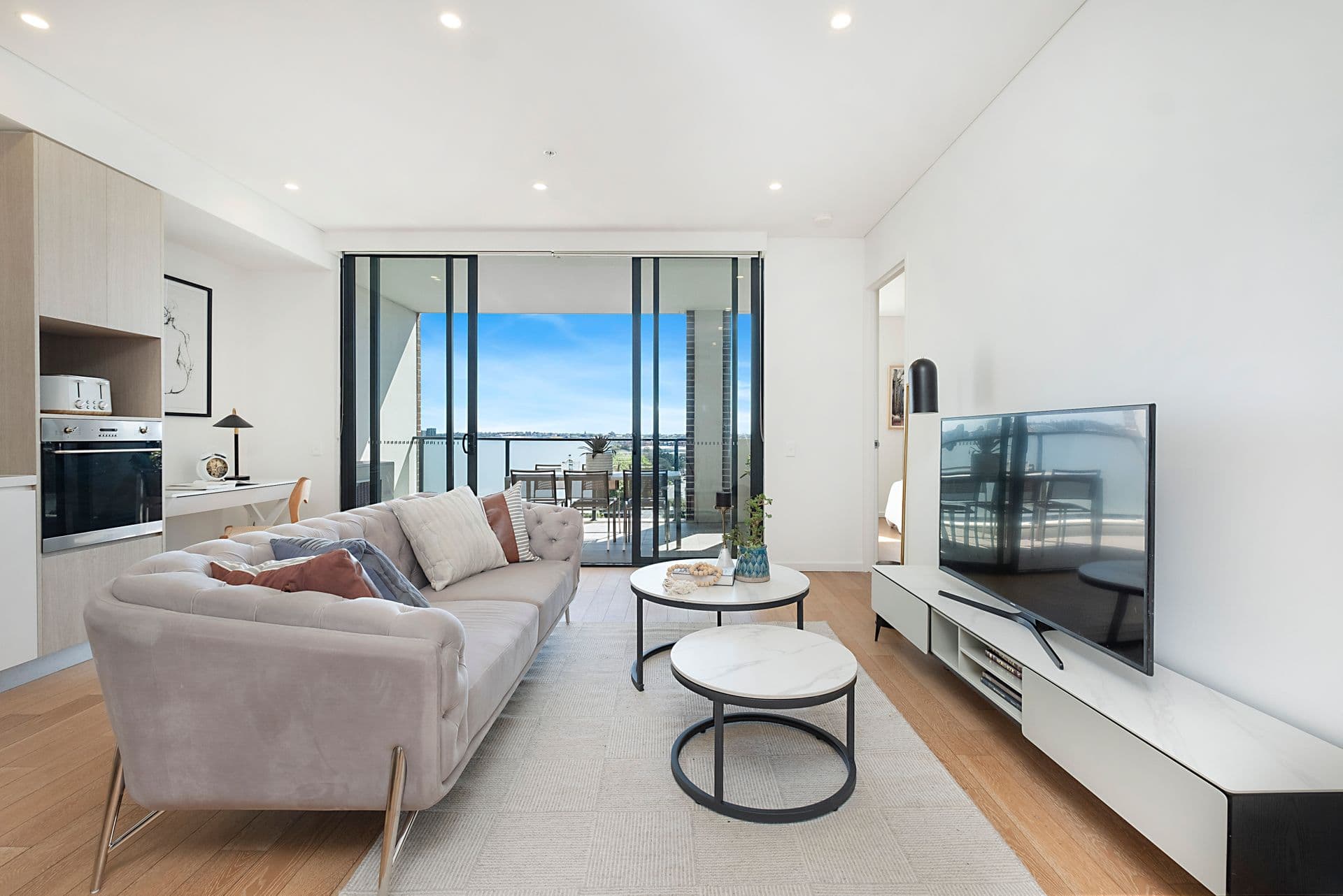 813a/7-9 Kent Road, Mascot, NSW, 2020, Mascot - Image 1