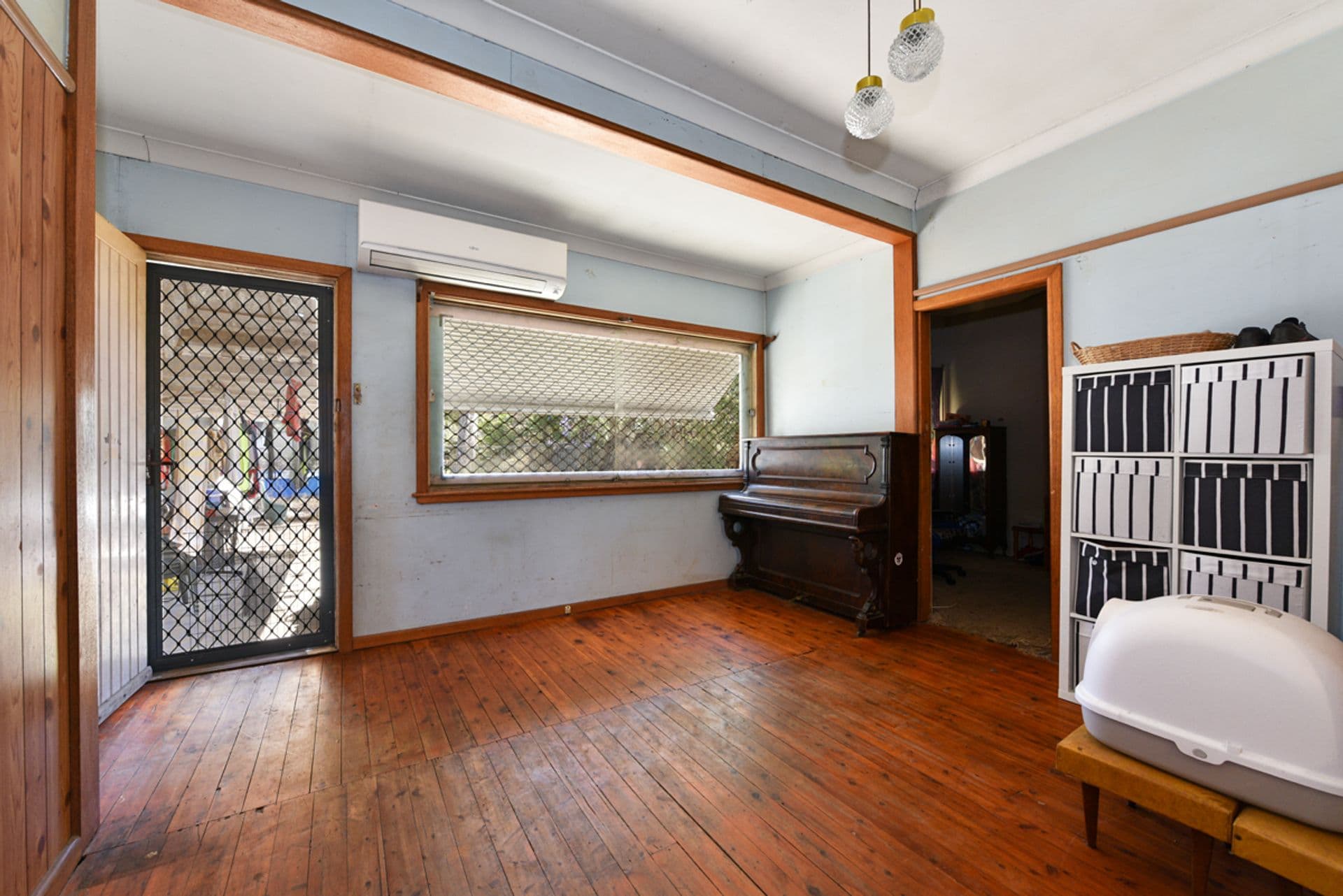 27 Marlborough Street, Smithfield, NSW, 2164, Smithfield - Thumbnail 4