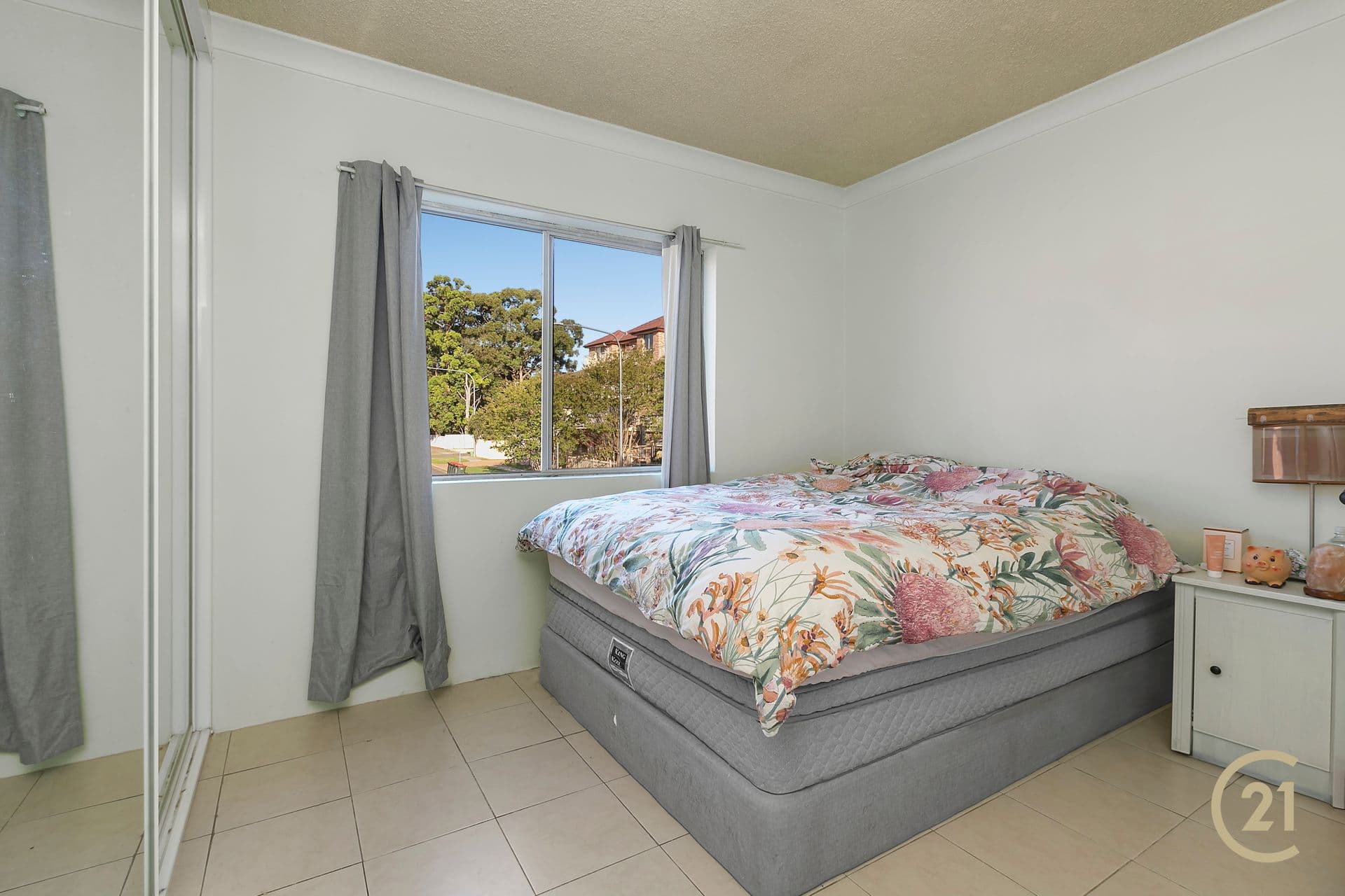 11/186-188 Sandal Crescent, Carramar, NSW, 2163, Carramar - Thumbnail 4
