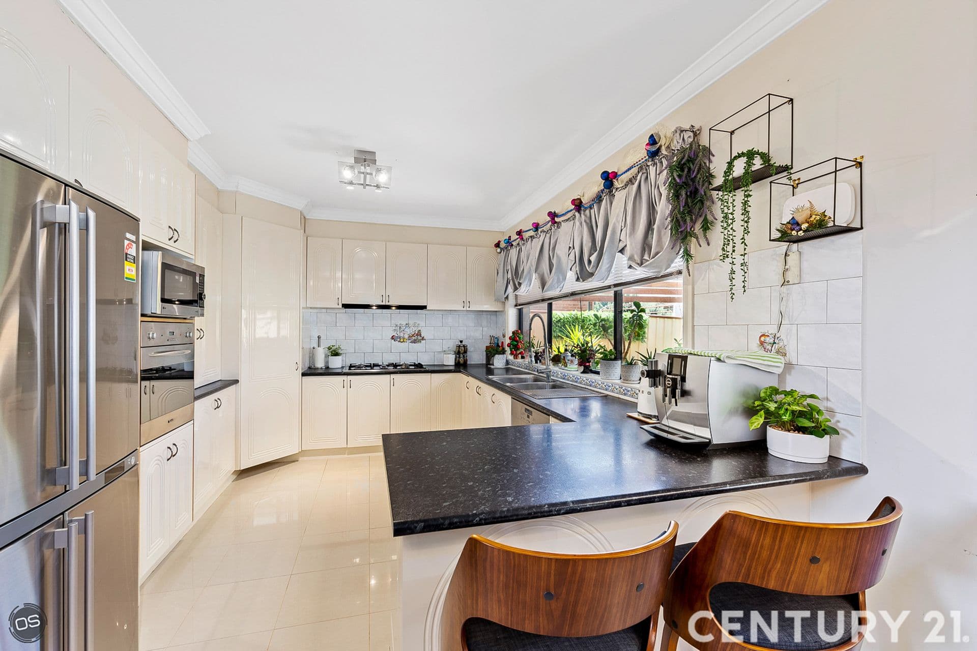 18 Flowerdale Road, Cairnlea, VIC, 3023, Cairnlea - Thumbnail 6