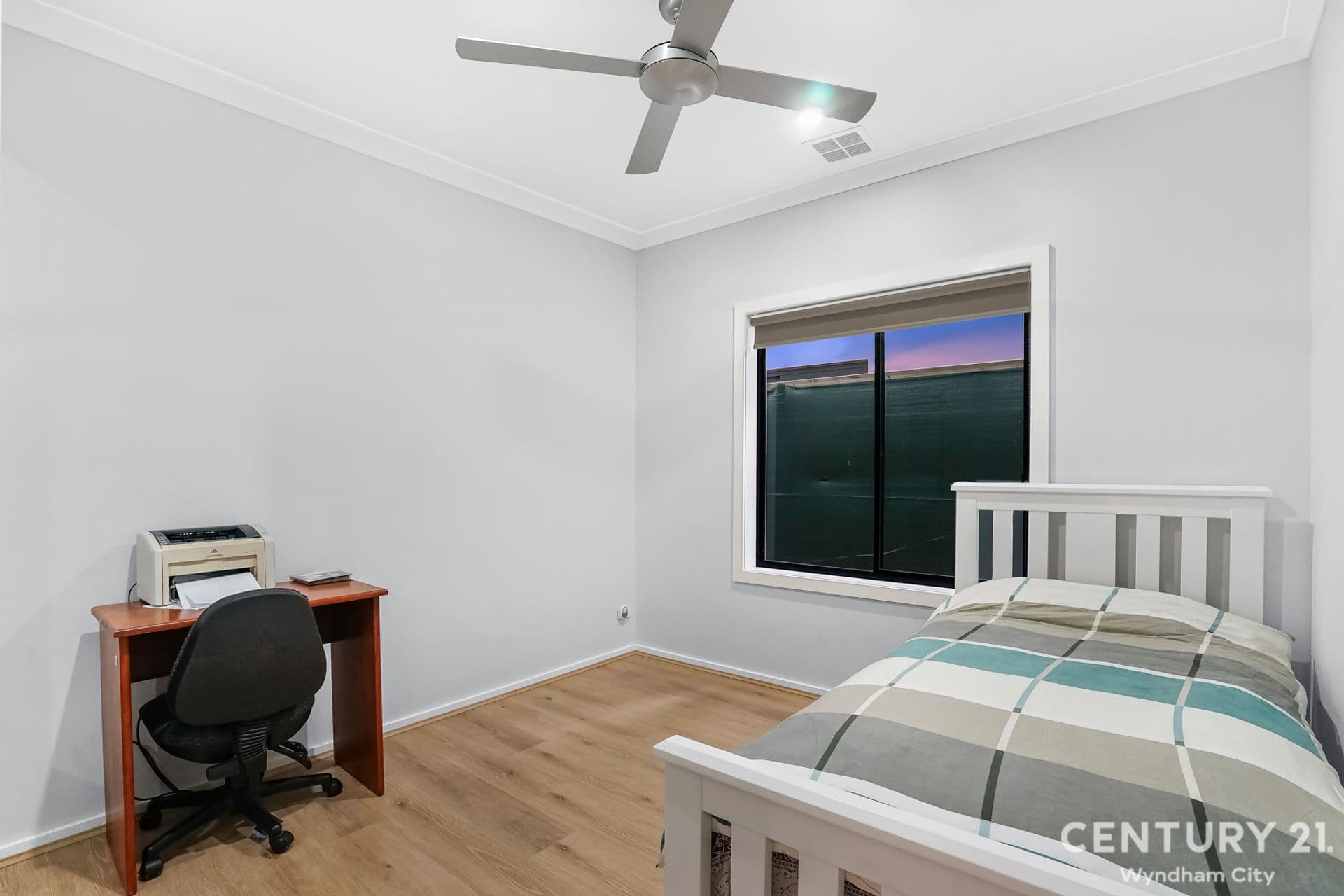 Suite 4 241-244 Caroline Springs Blvd, Caroline Springs, VIC, 3023, Truganina - Thumbnail 7