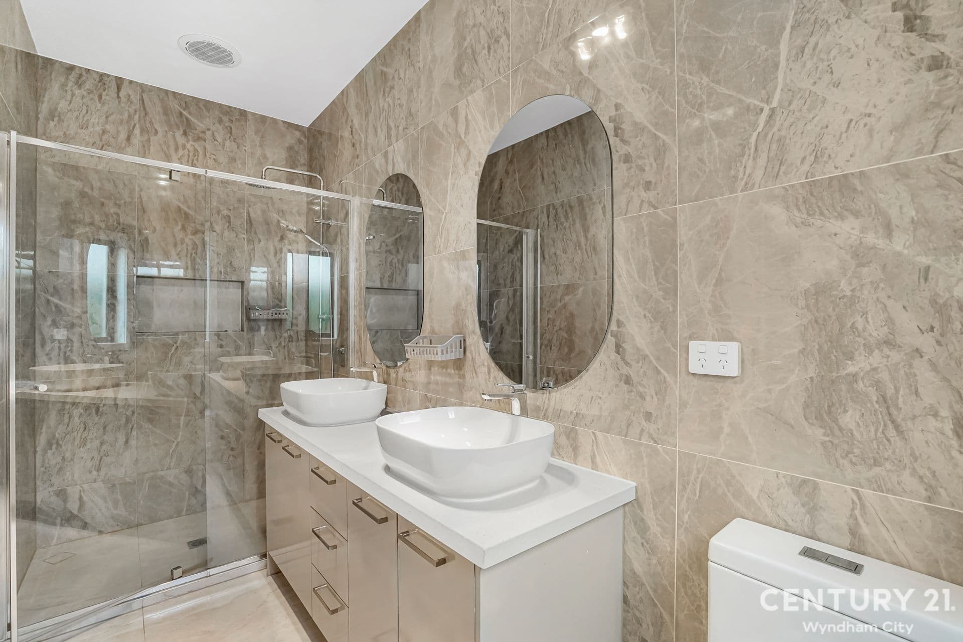 Suite 4 241-244 Caroline Springs Blvd, Caroline Springs, VIC, 3023, Truganina - Thumbnail 6