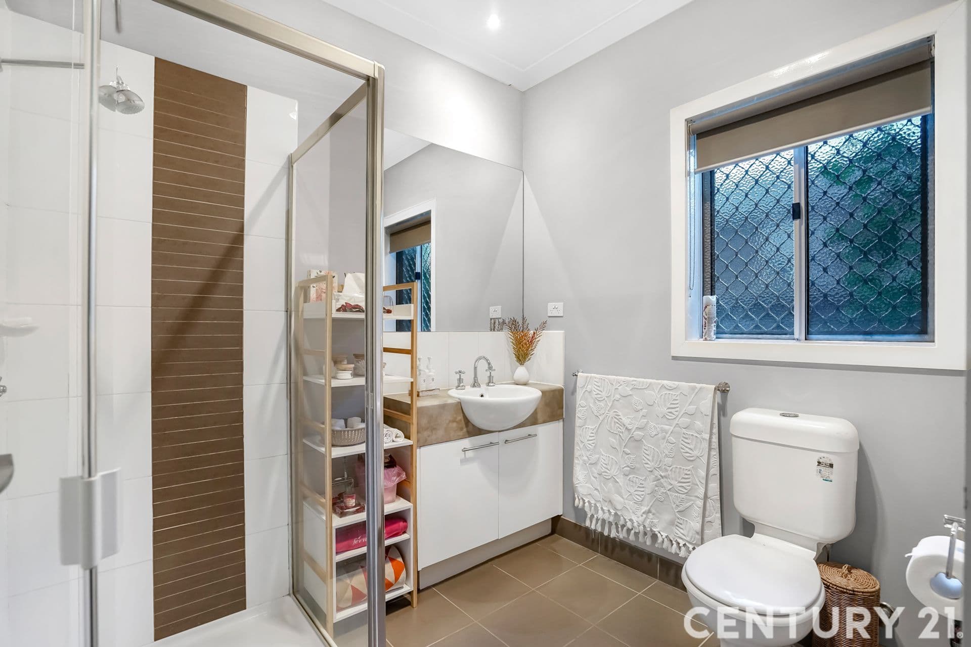 Suite 4 241-244 Caroline Springs Blvd, Caroline Springs, VIC, 3023, Burnside Heights - Thumbnail 5