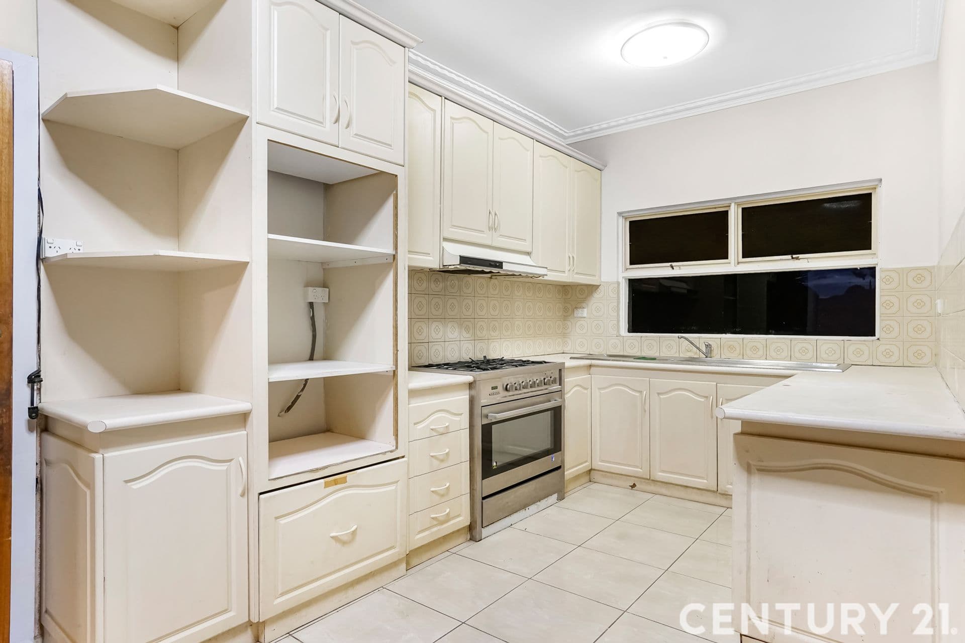 Suite 4 241-244 Caroline Springs Blvd, Caroline Springs, VIC, 3023, Keilor Downs - Thumbnail 7