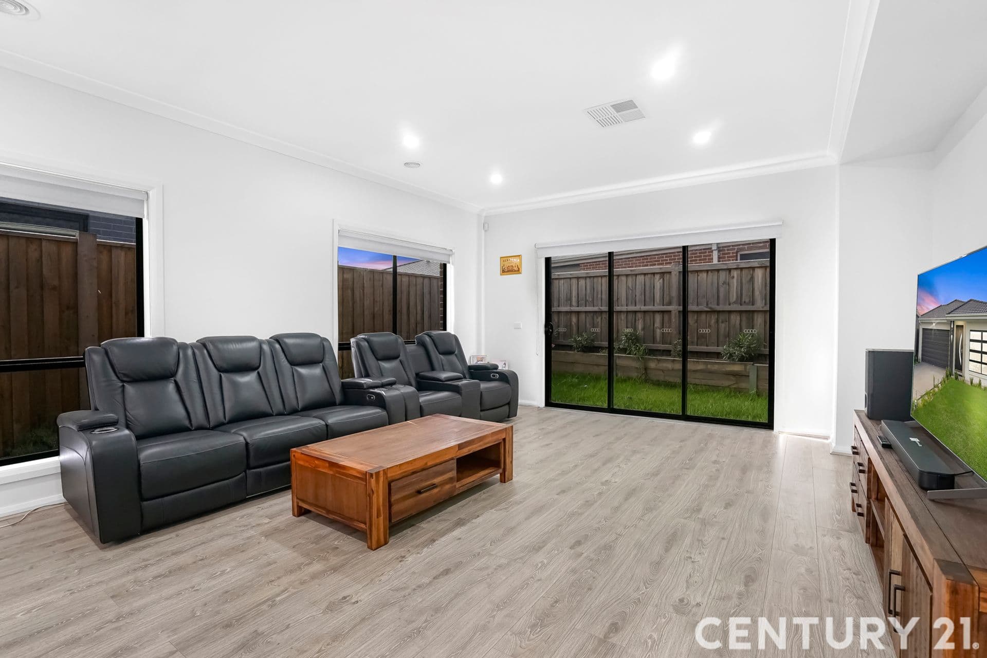 262 Mandalay Circuit, Beveridge, VIC, 3753, Beveridge - Thumbnail 4