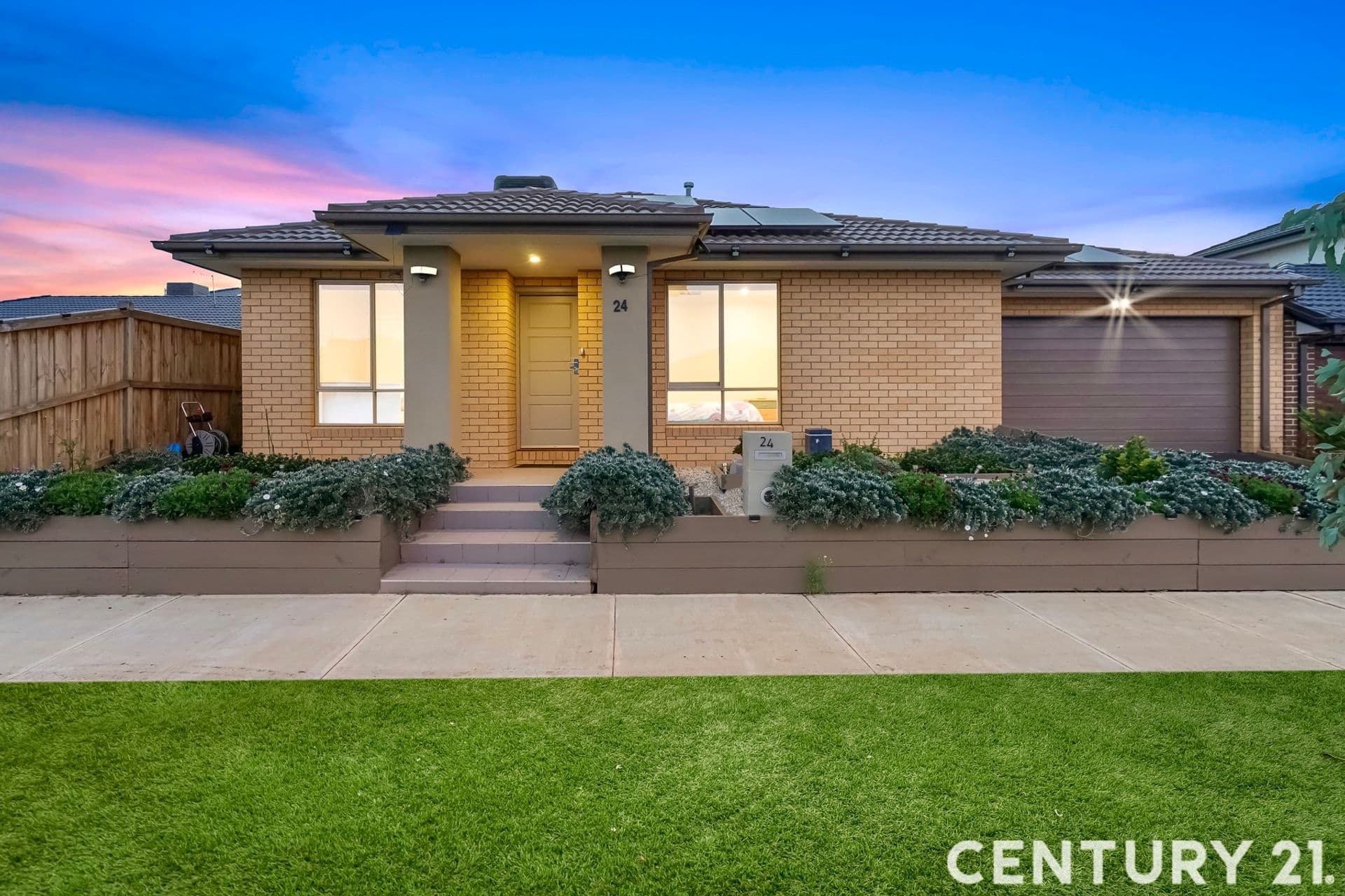 Suite 4 241-244 Caroline Springs Blvd, Caroline Springs, VIC, 3023, Thornhill Park - Image 1