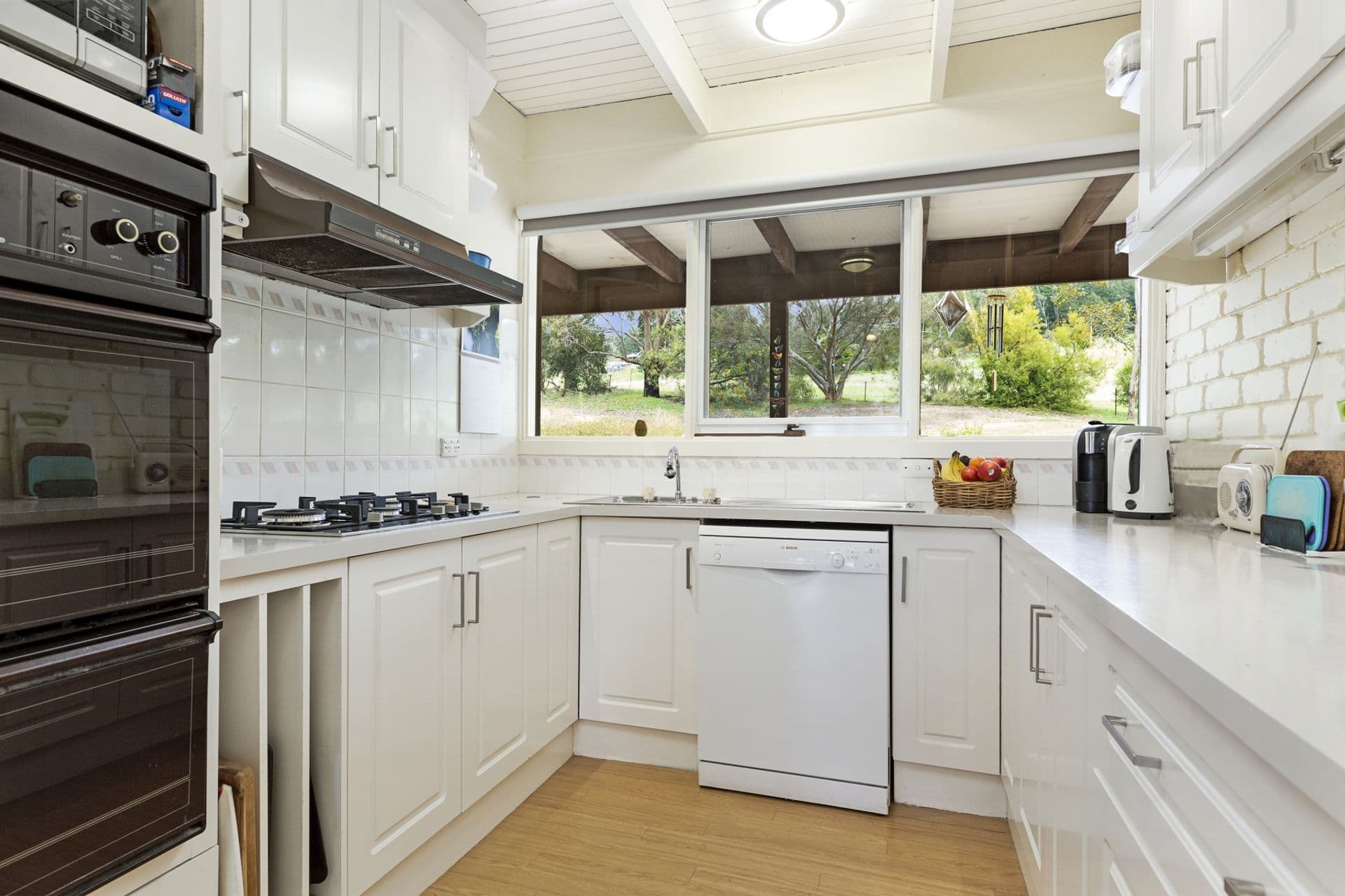 Suite 4 241-244 Caroline Springs Blvd, Caroline Springs, VIC, 3023, Gisborne - Thumbnail 8